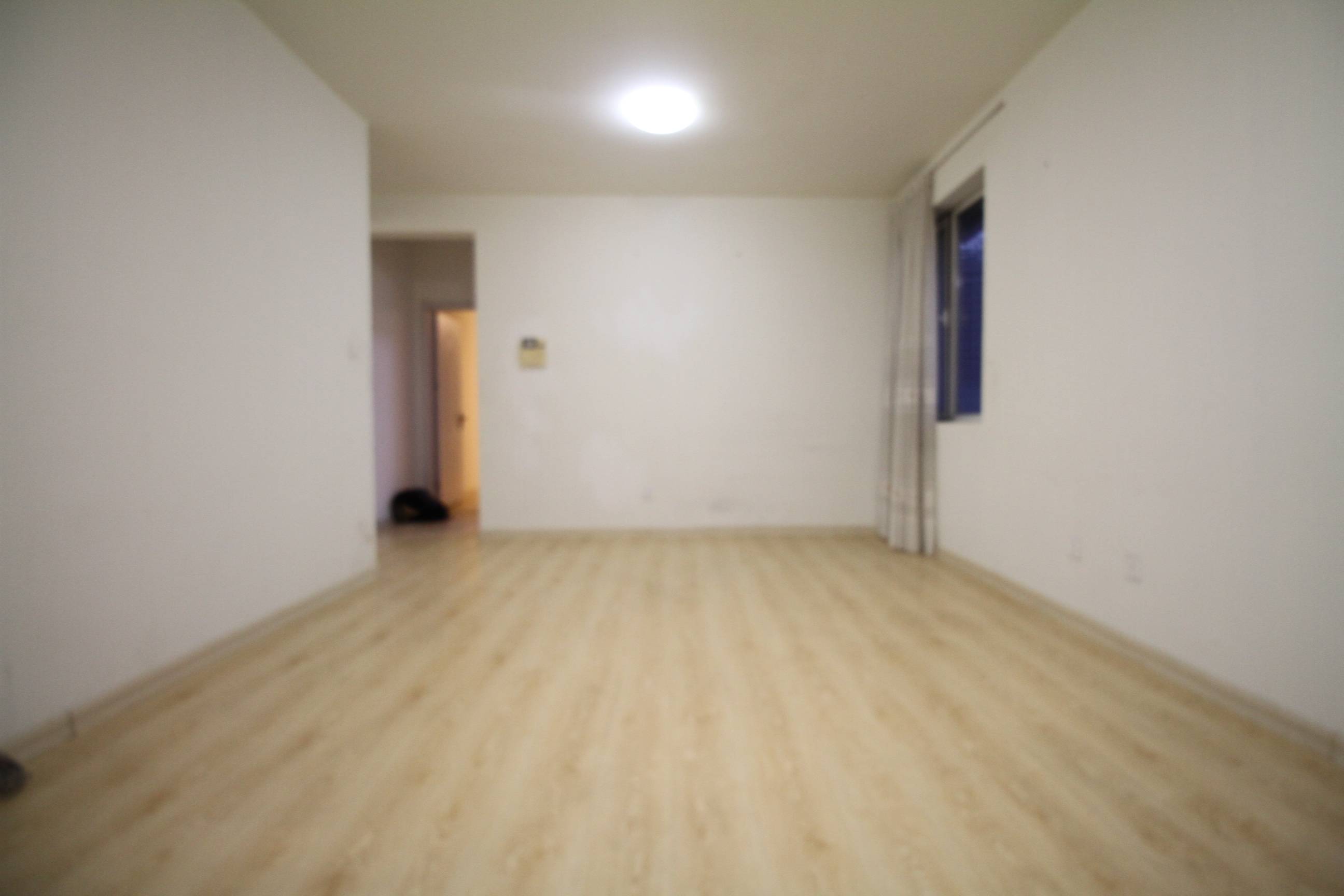  龙腾国际花园 南北