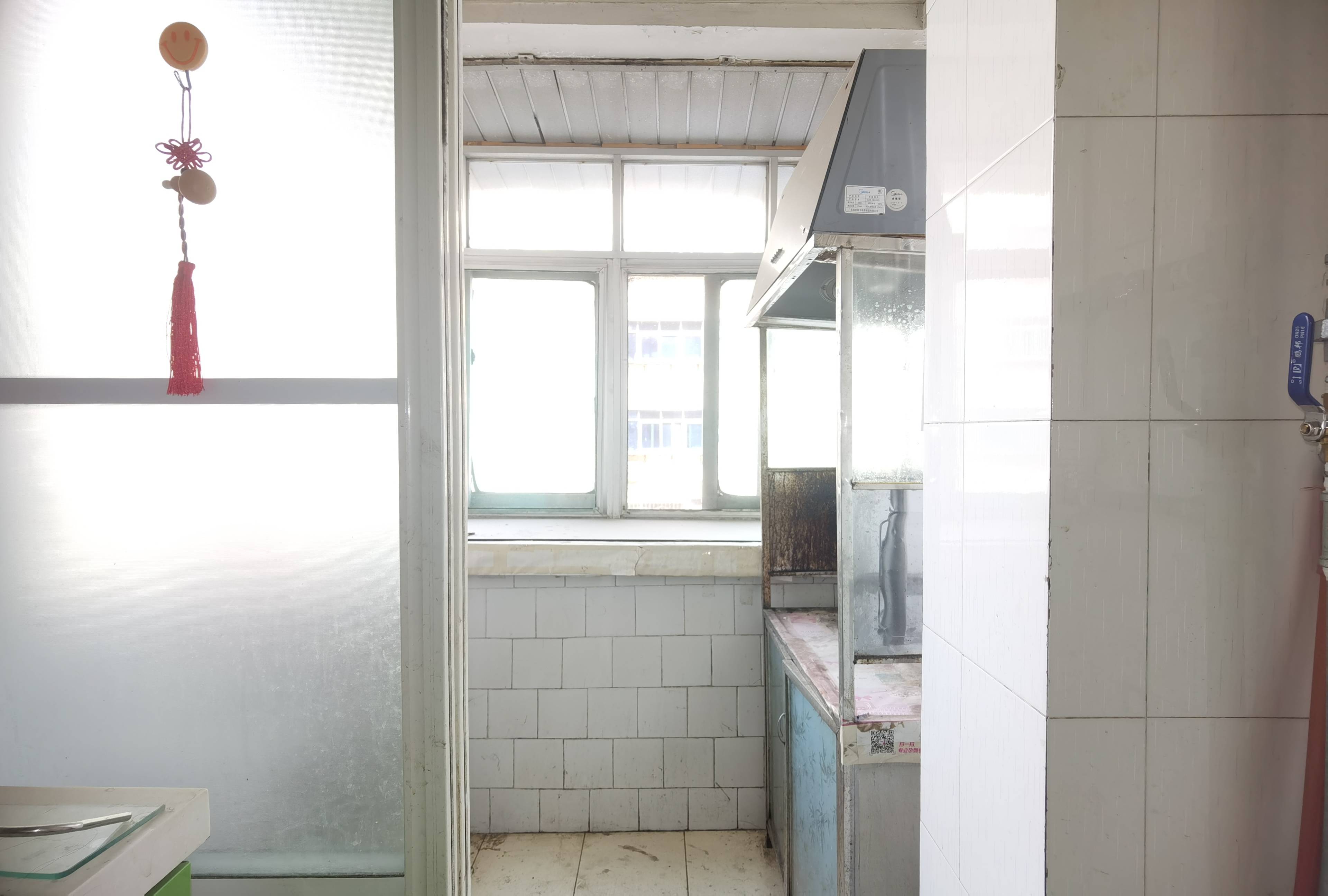 洪家楼南路15号院