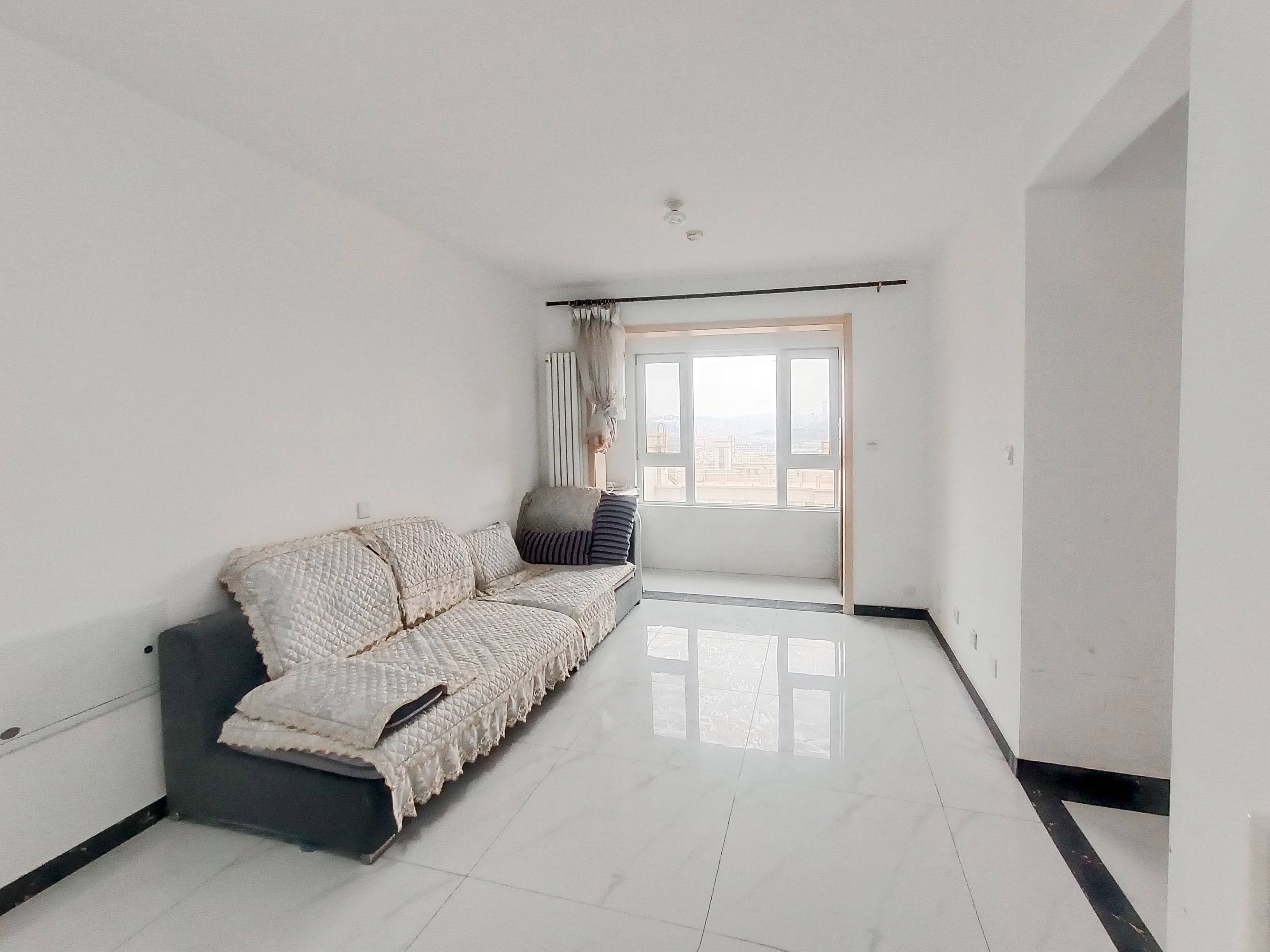 天鸿万象新天万卷府