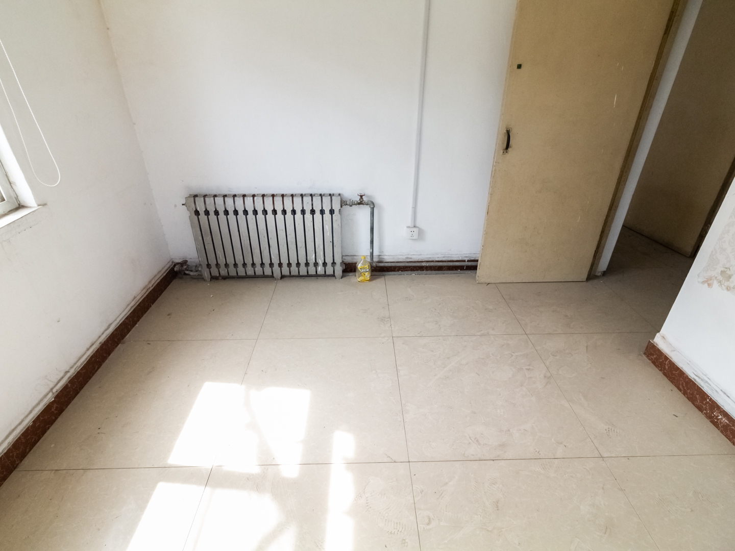 建国小经三路单位宿舍