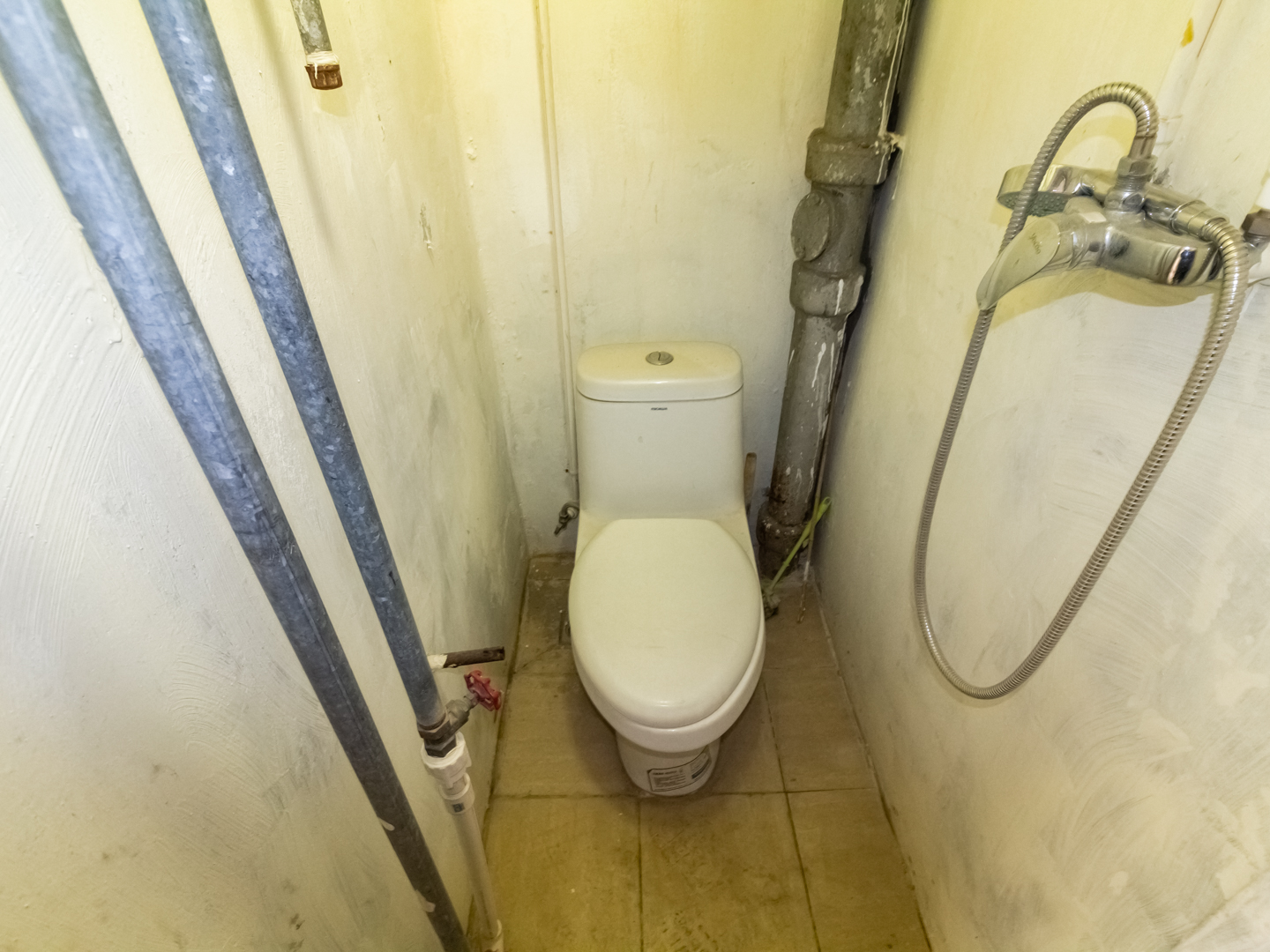 建国小经三路单位宿舍