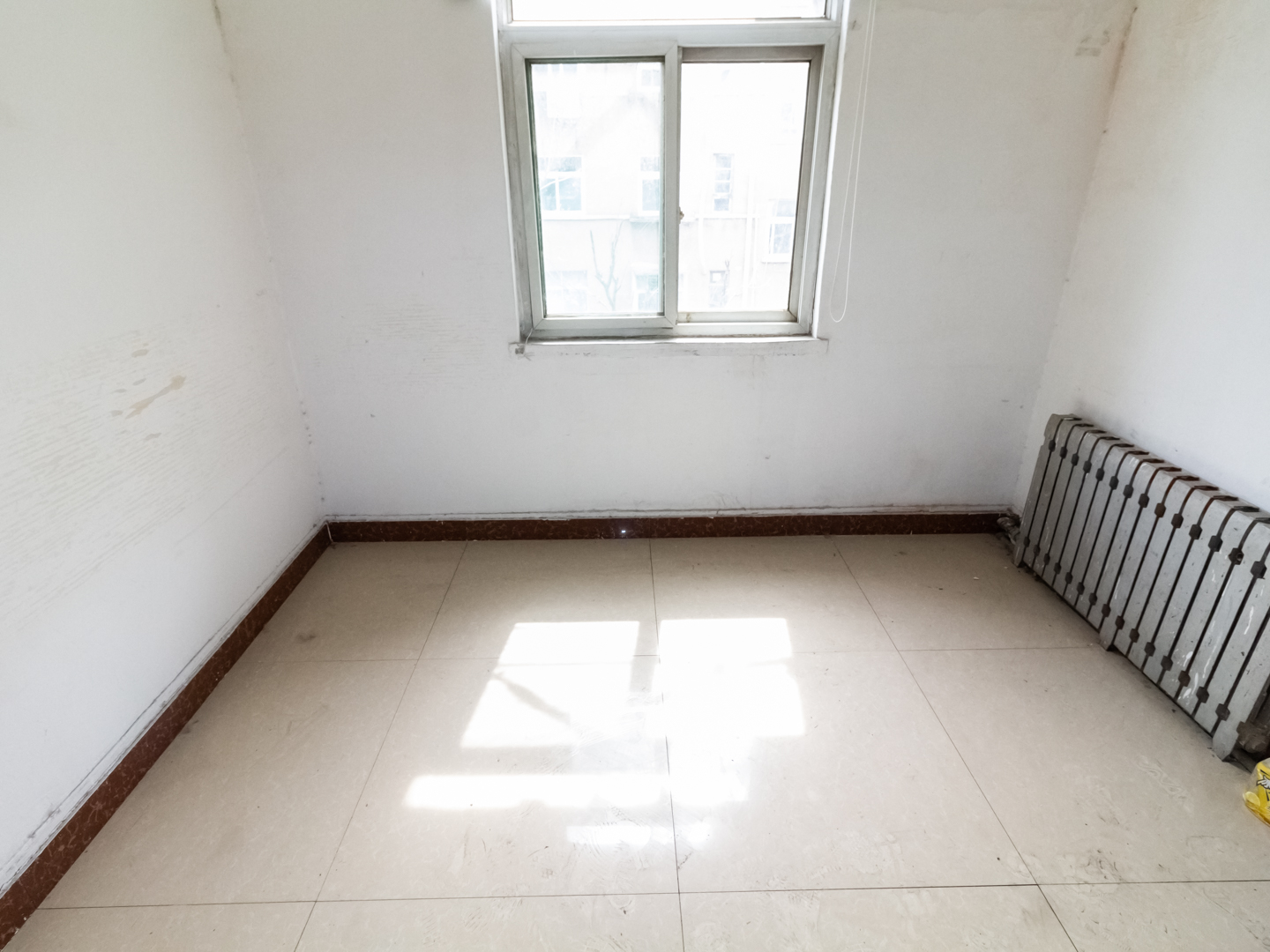 建国小经三路单位宿舍