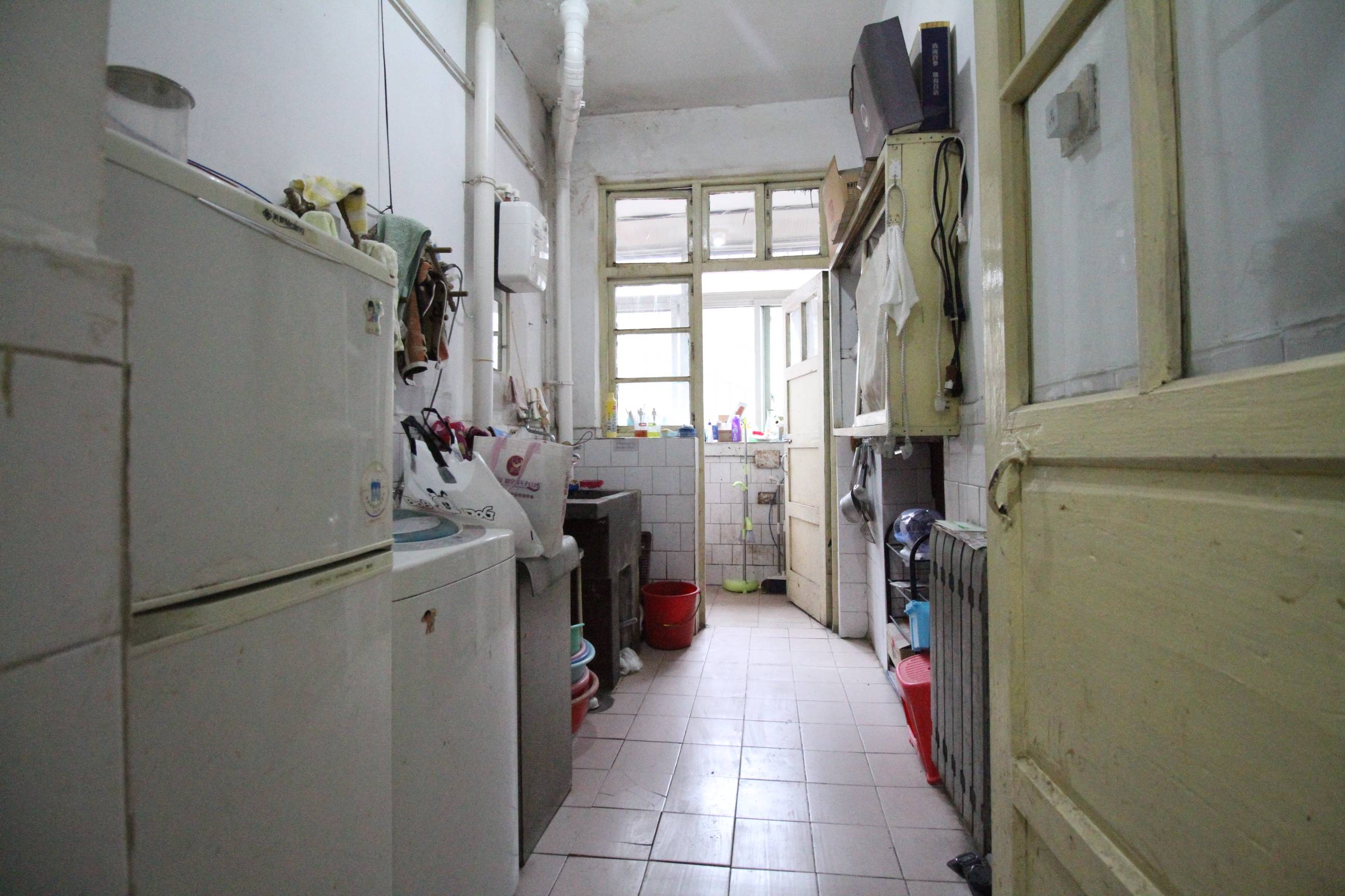 万盛街单位宿舍