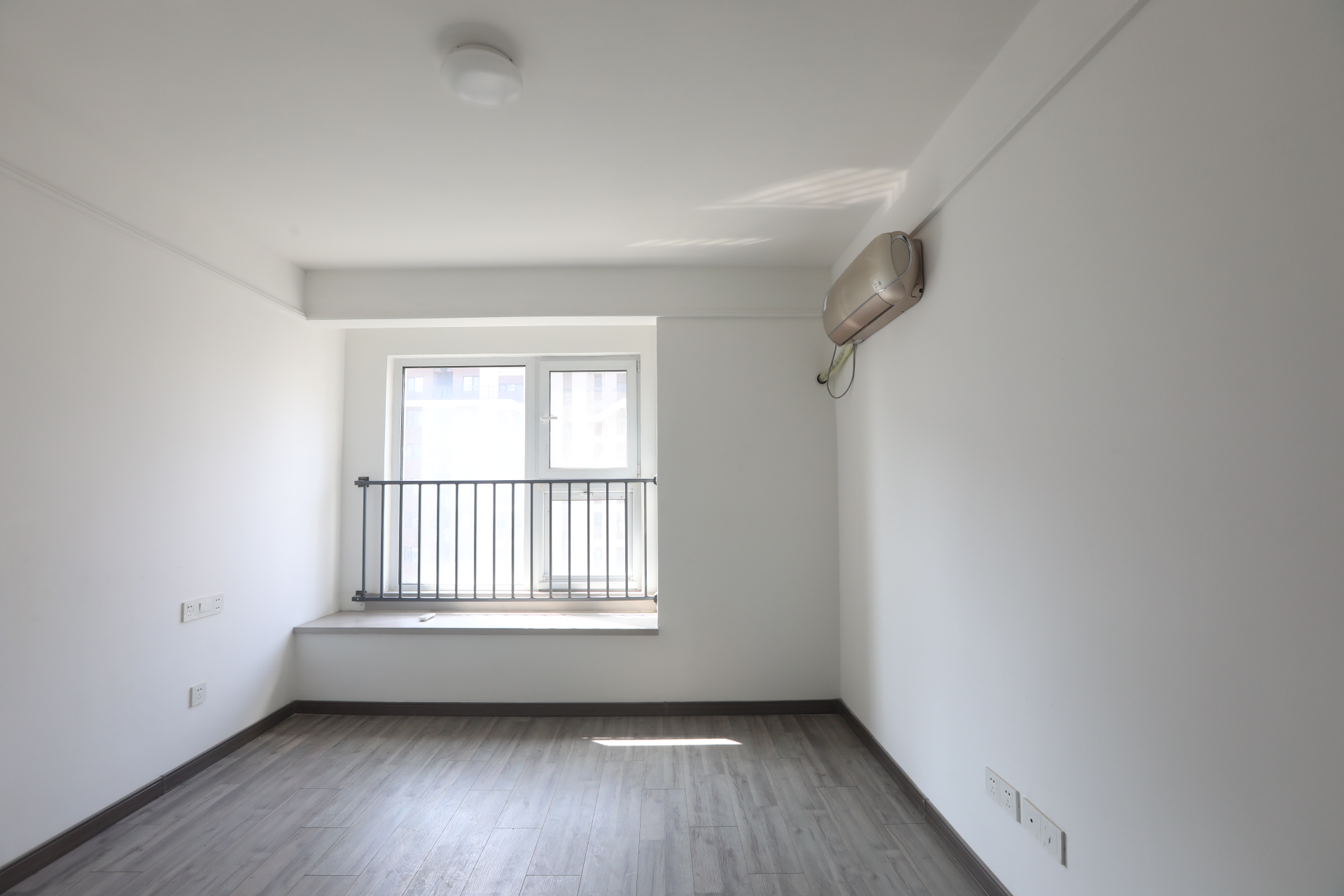 万科龙湖城市之光