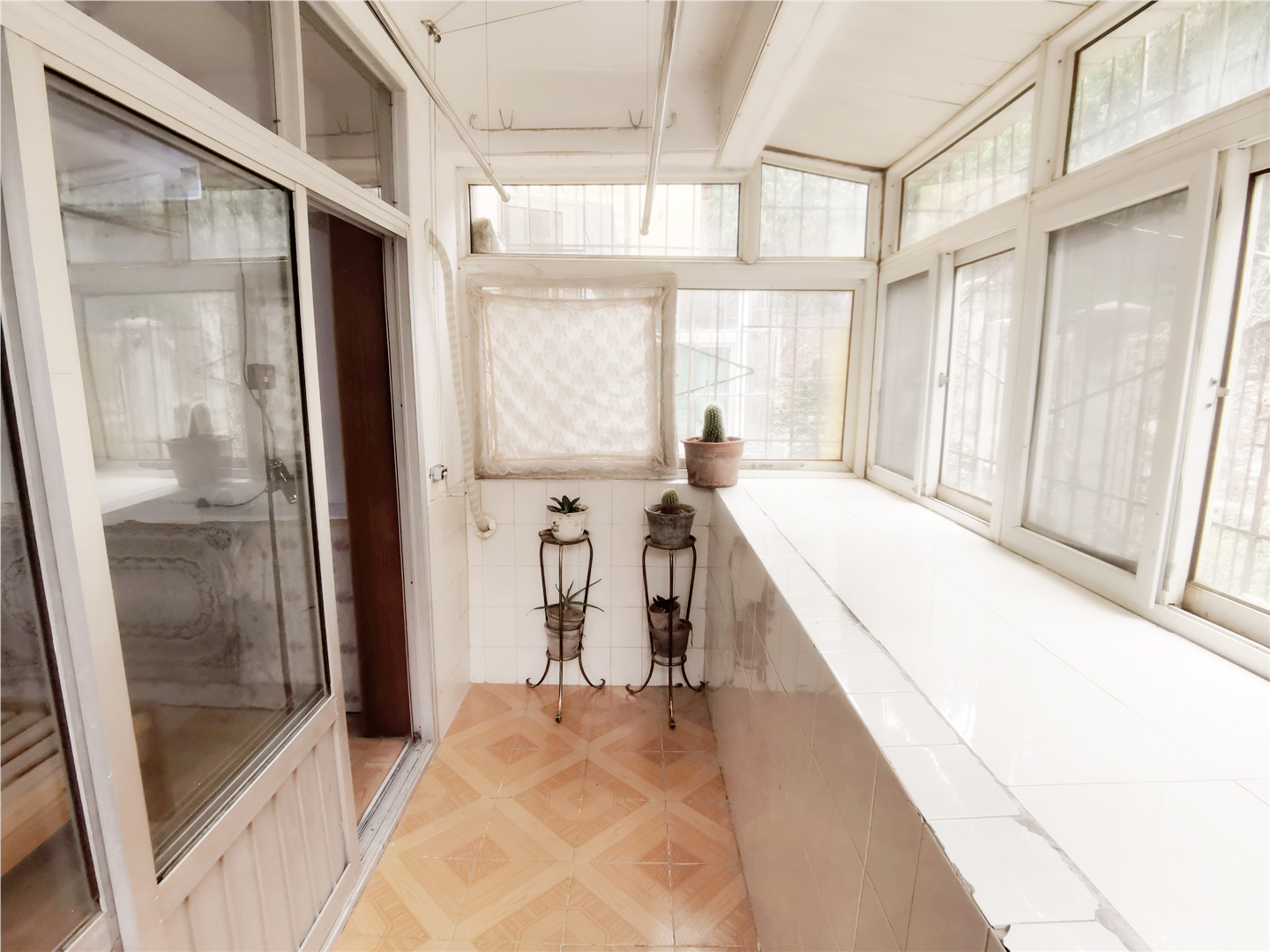 六里山南路2-1号