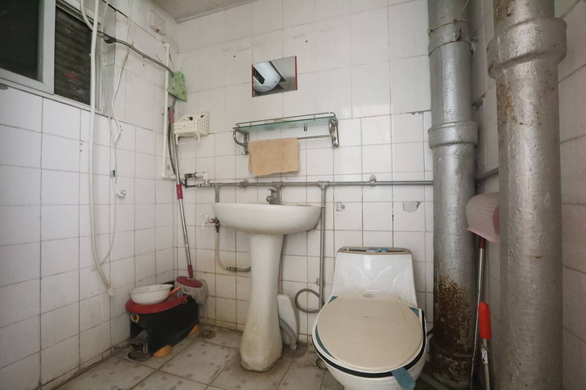 济钢新村中心区