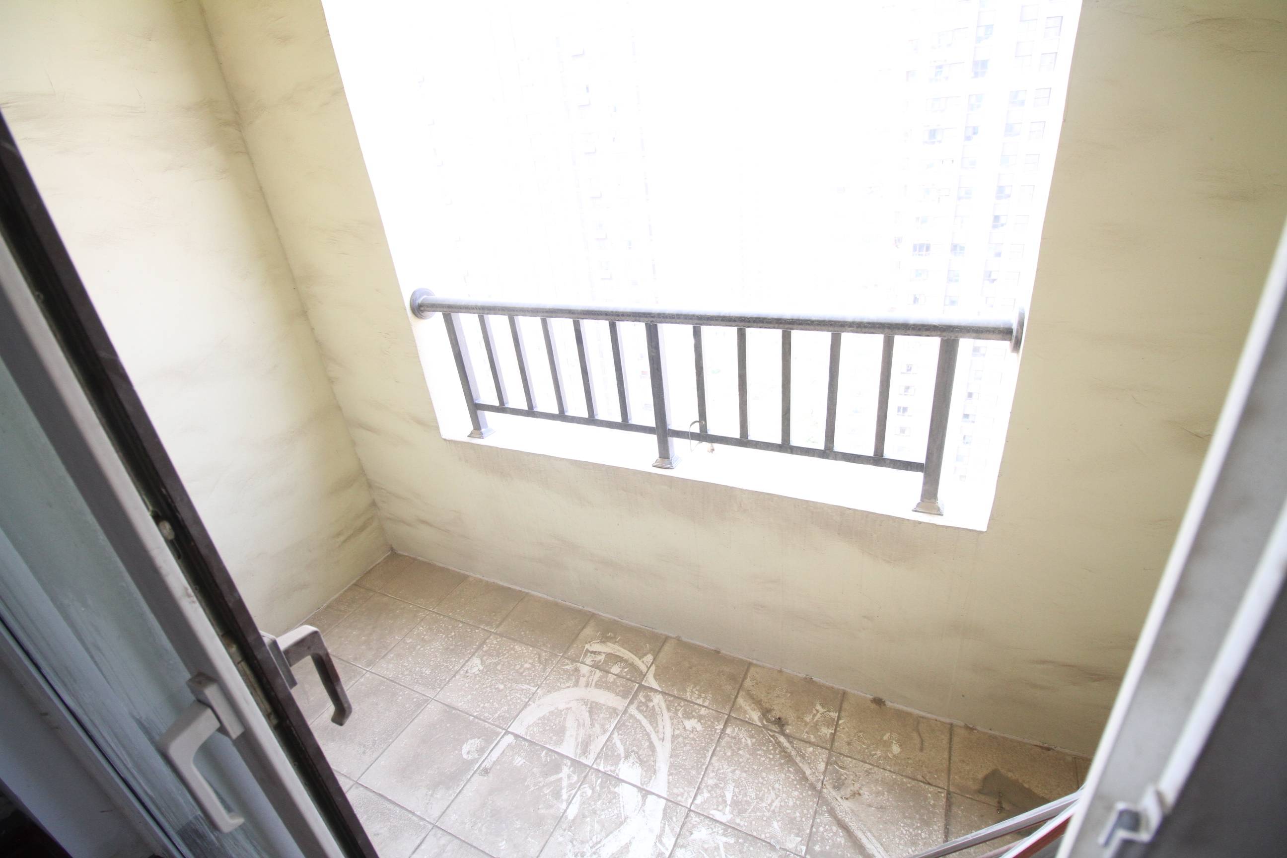 绿地新里香榭丽公馆