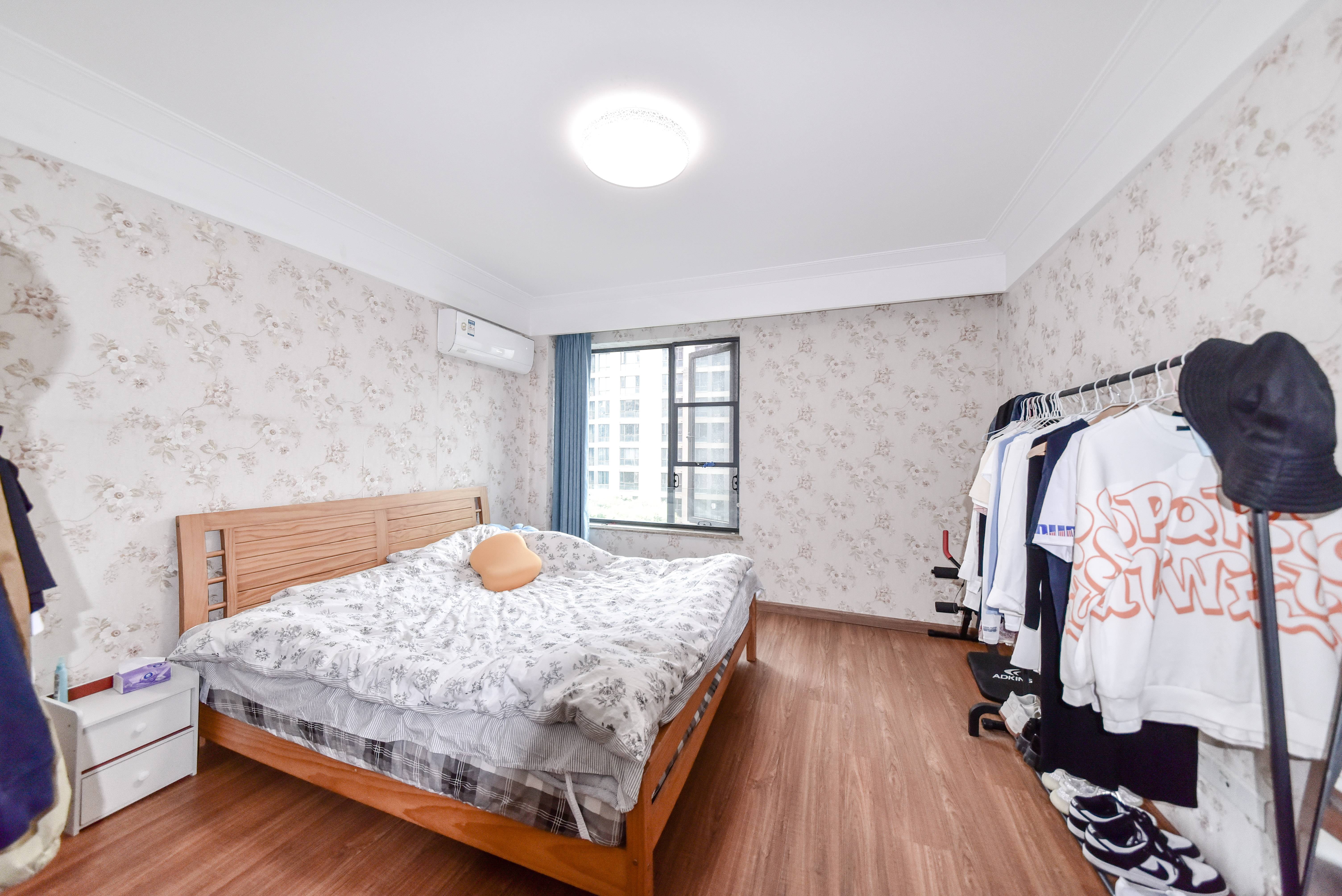 海尔绿城全运村百合园