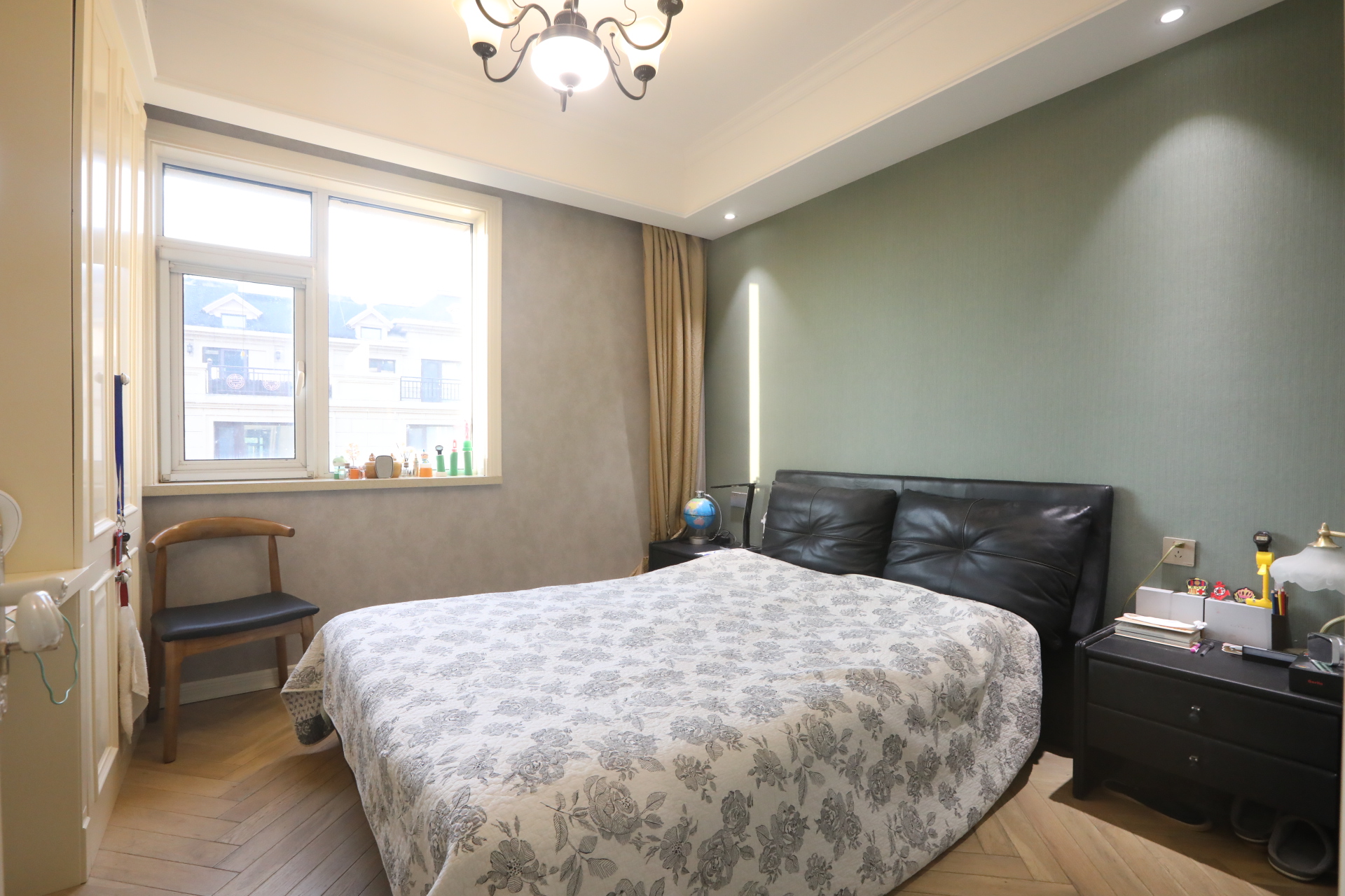 银丰唐郡玫瑰园