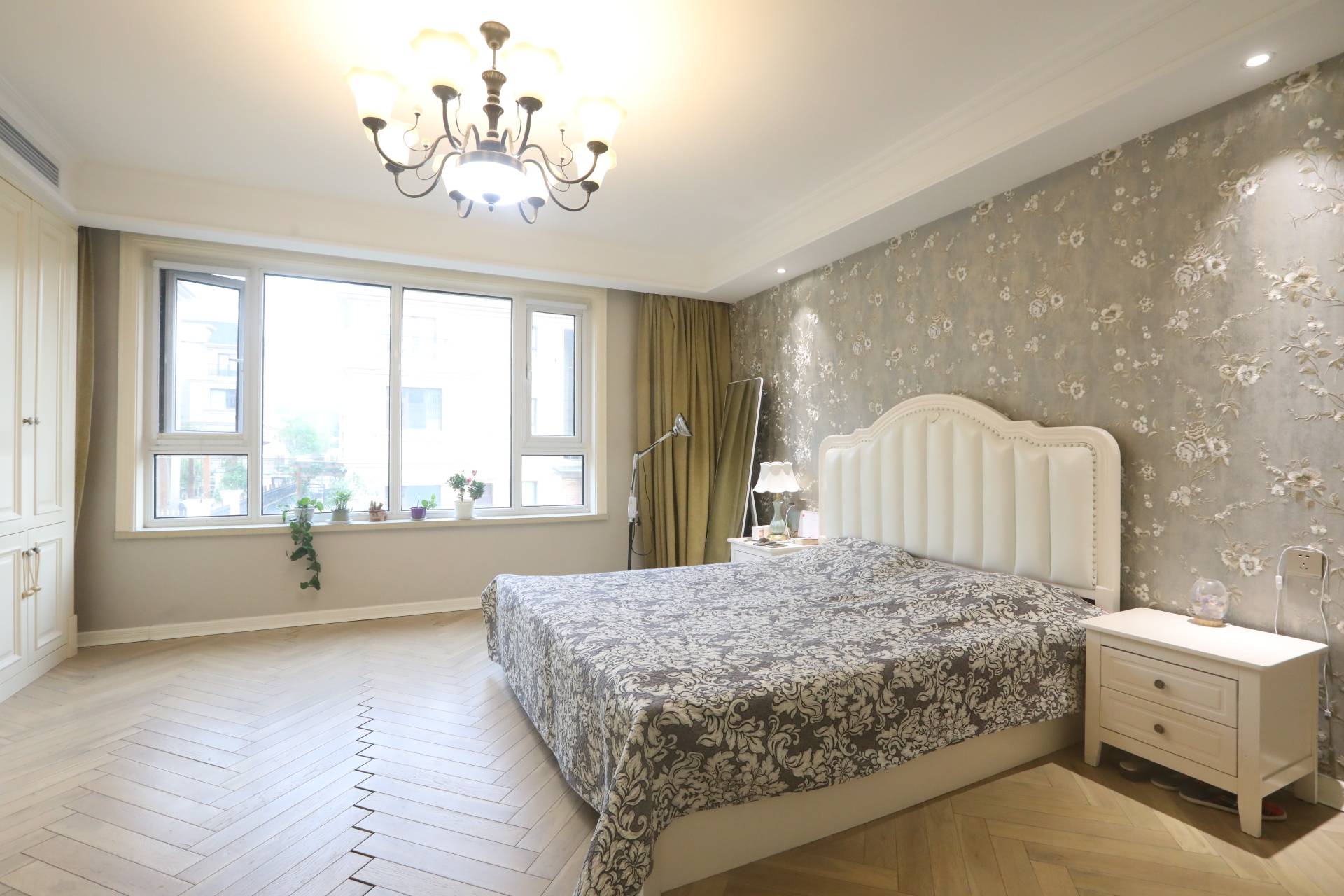 银丰唐郡玫瑰园