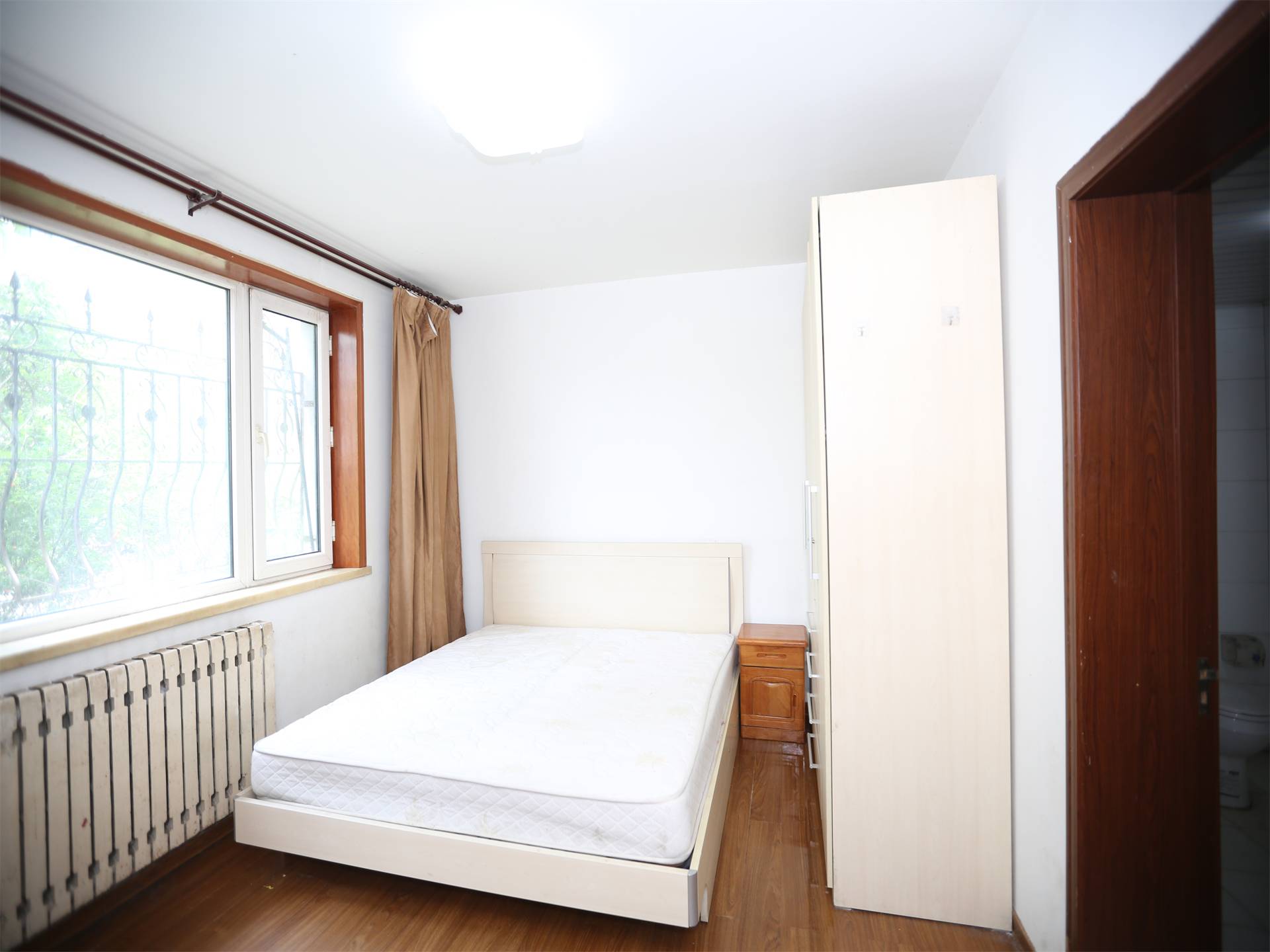 华夏金色阳光花园