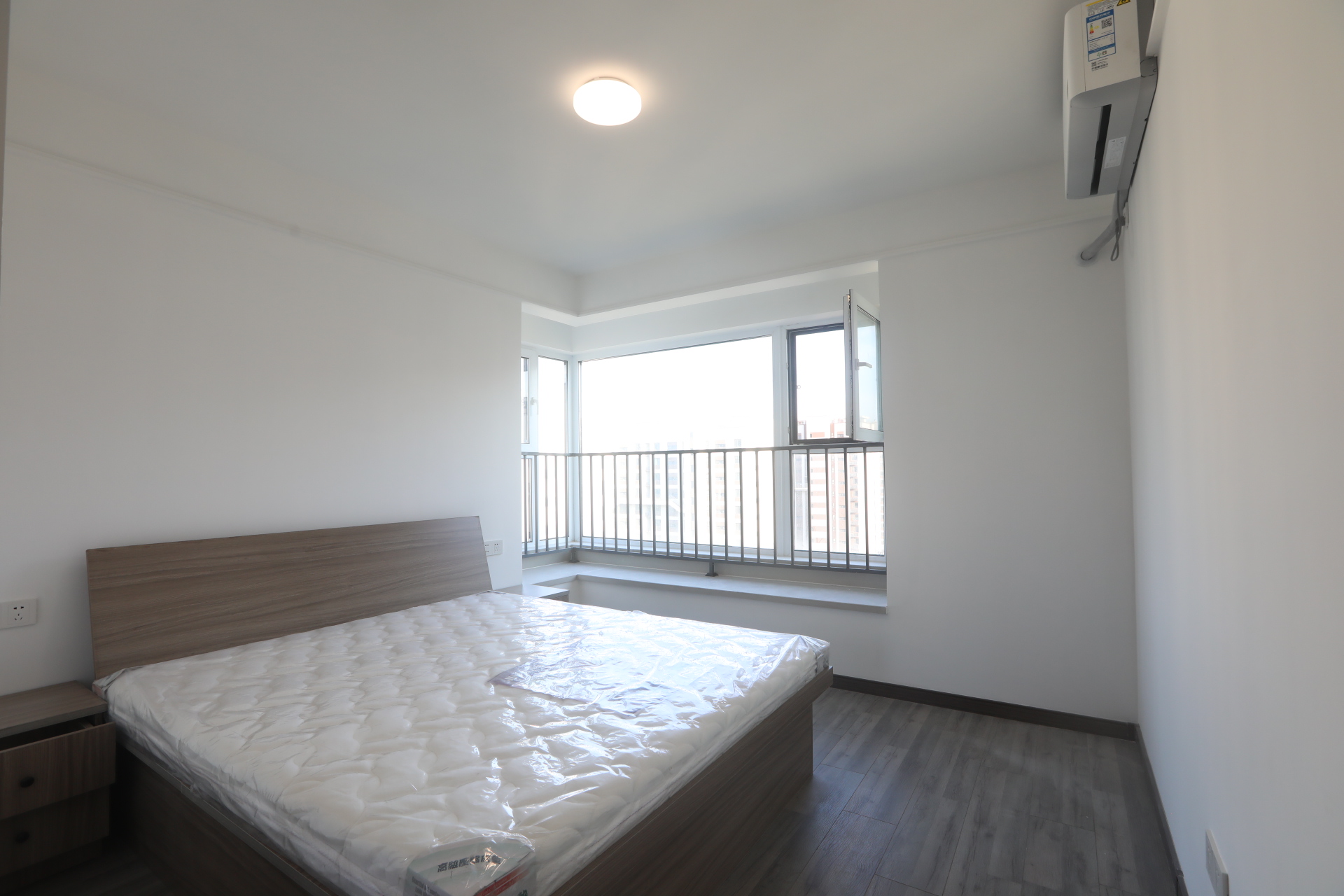 万科龙湖城市之光