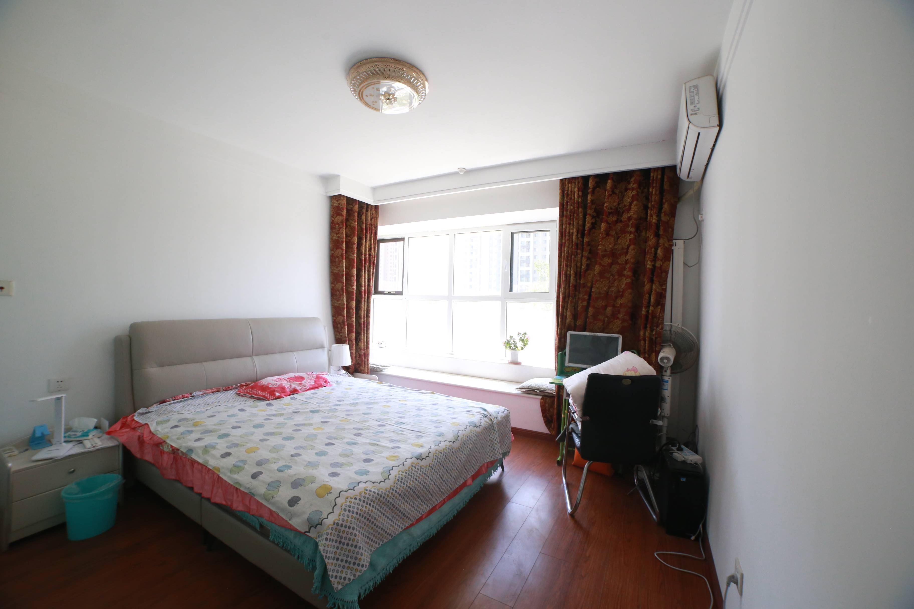 绿地新里香榭丽公馆