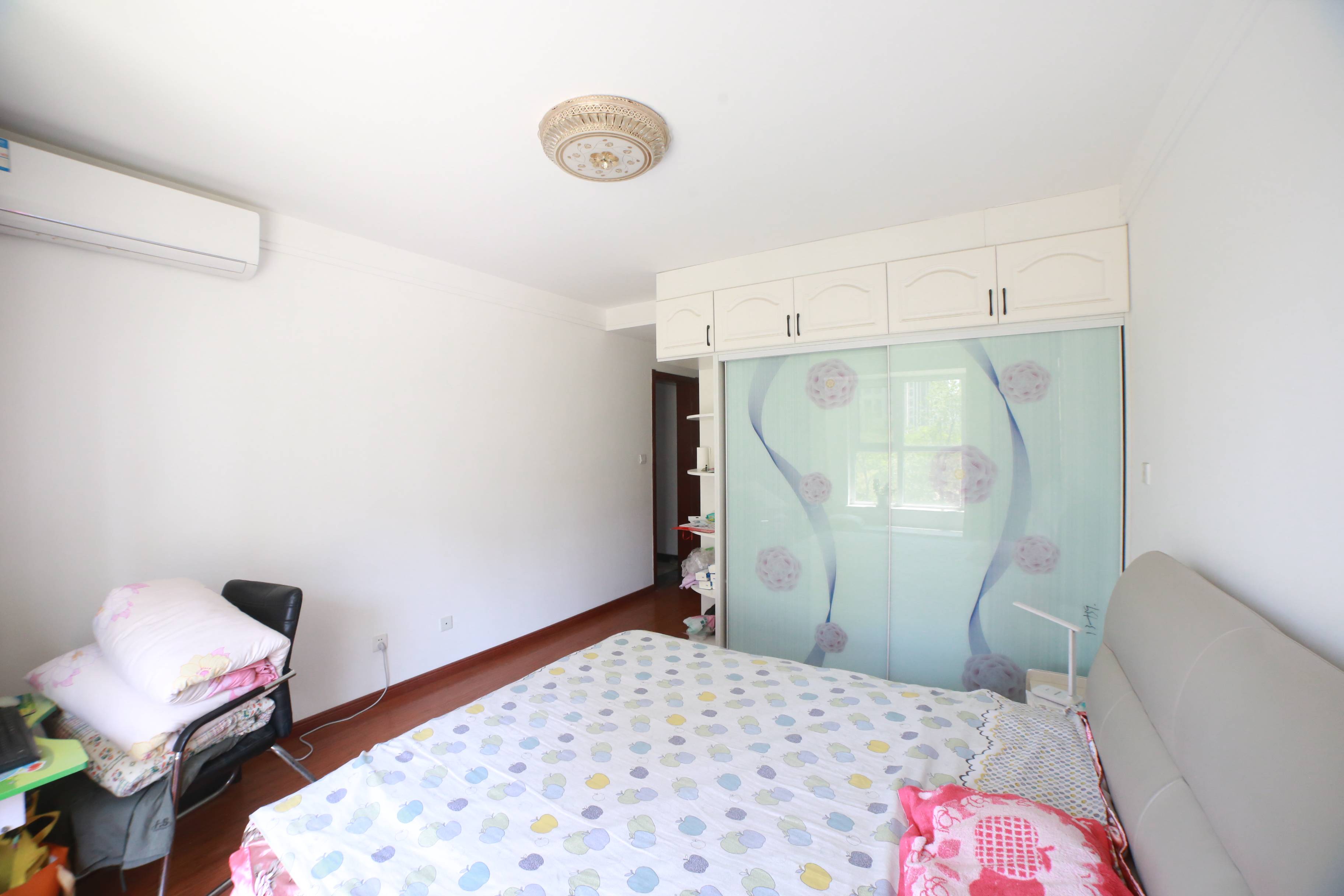 绿地新里香榭丽公馆