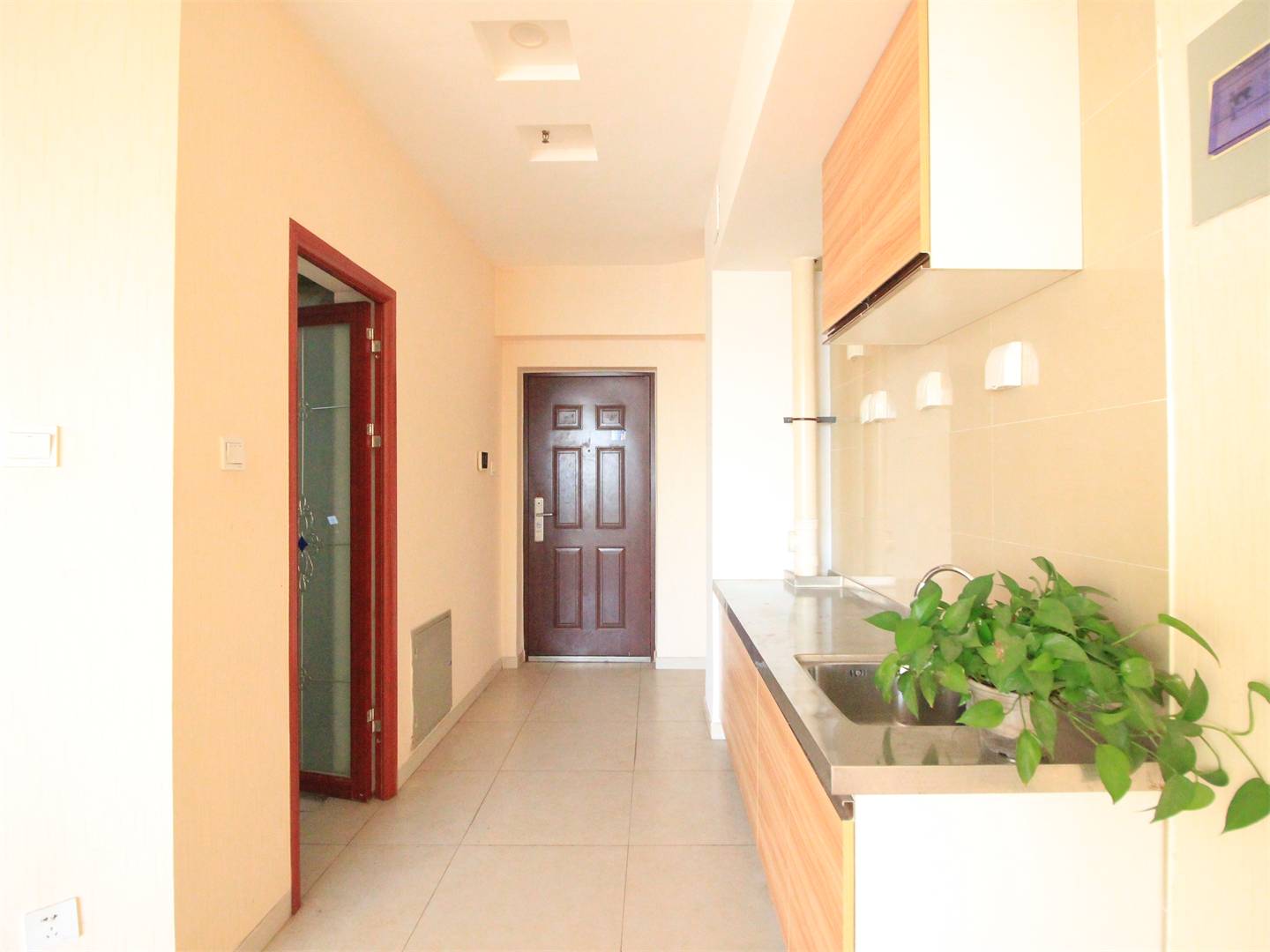 南益名泉春晓公寓