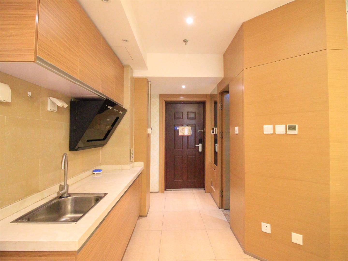 南益名泉春晓公寓