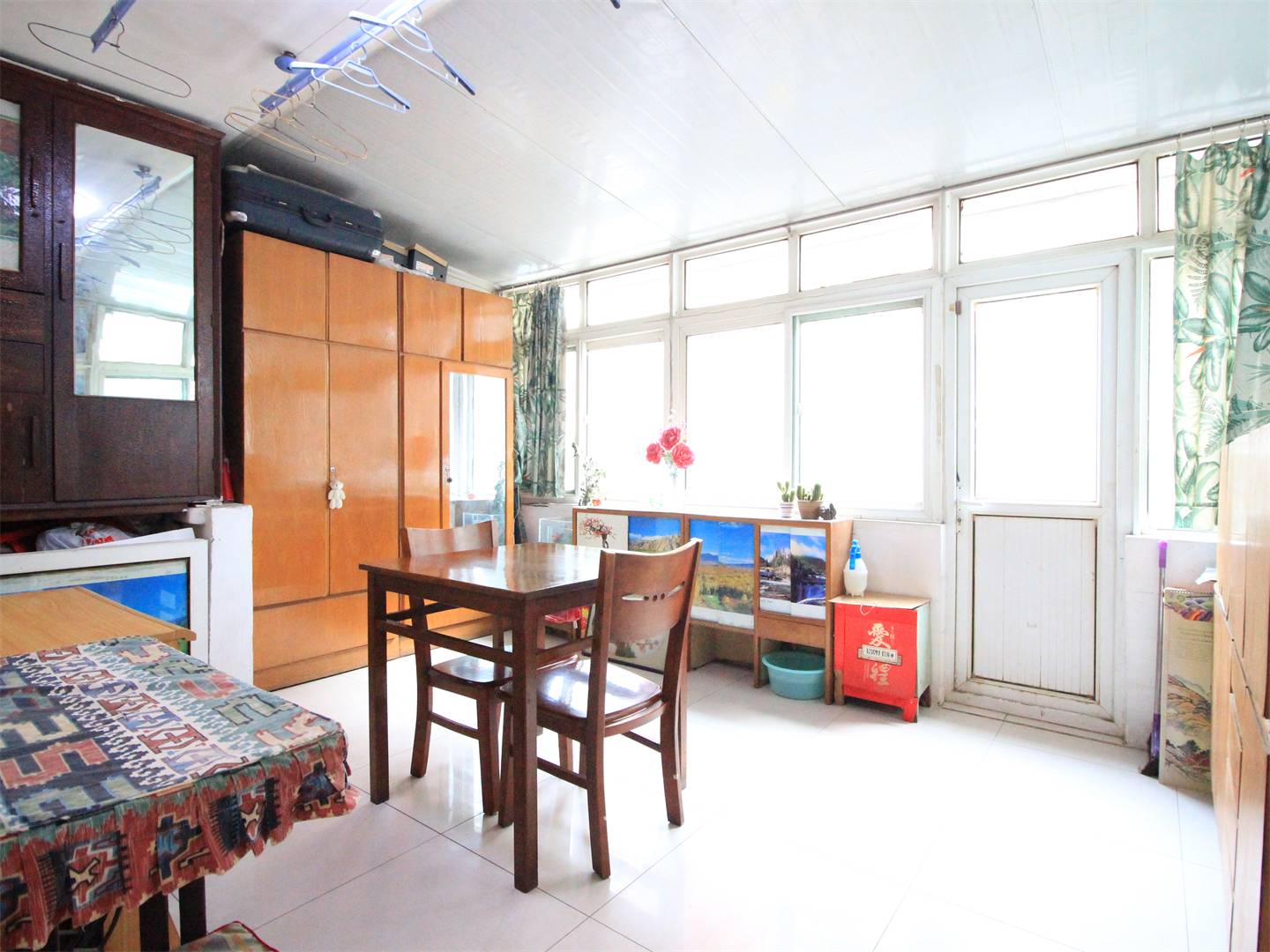 凤凰山路25号院