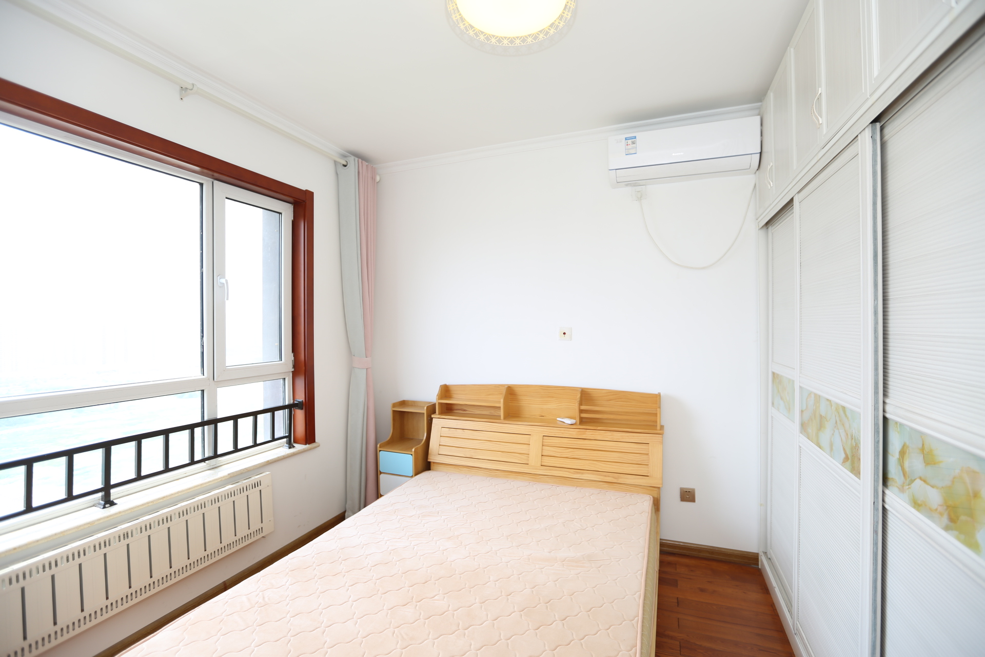 绿地新里香榭丽公馆