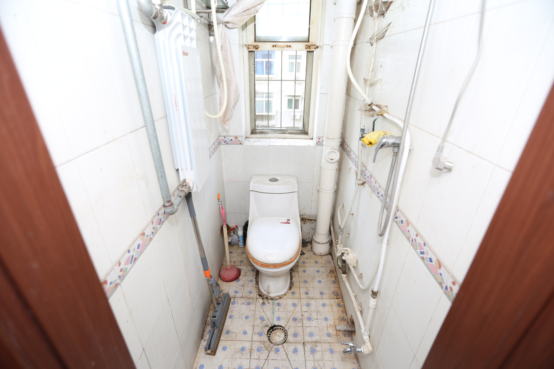 闫千户铁路宿舍