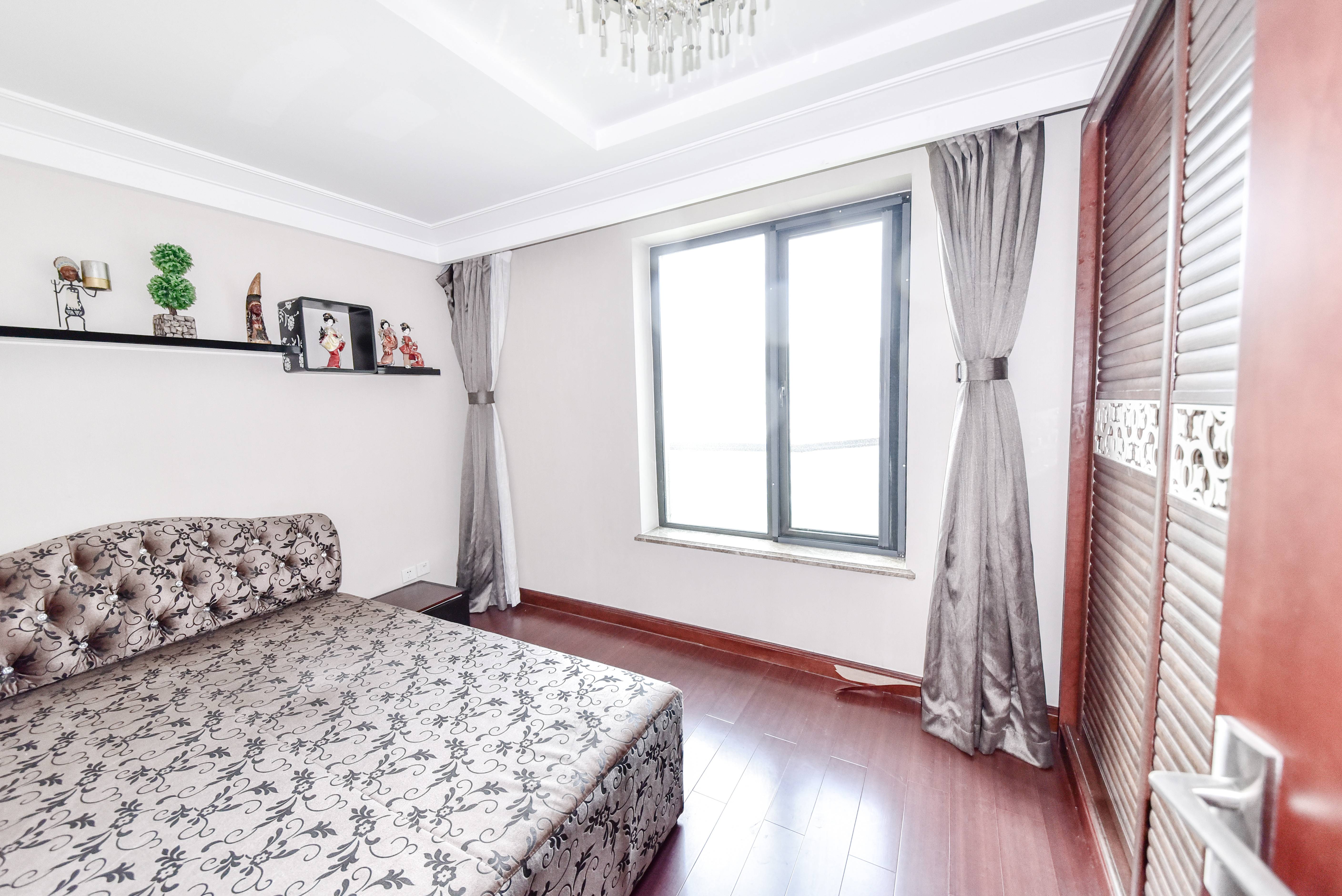 海尔绿城全运村百合园