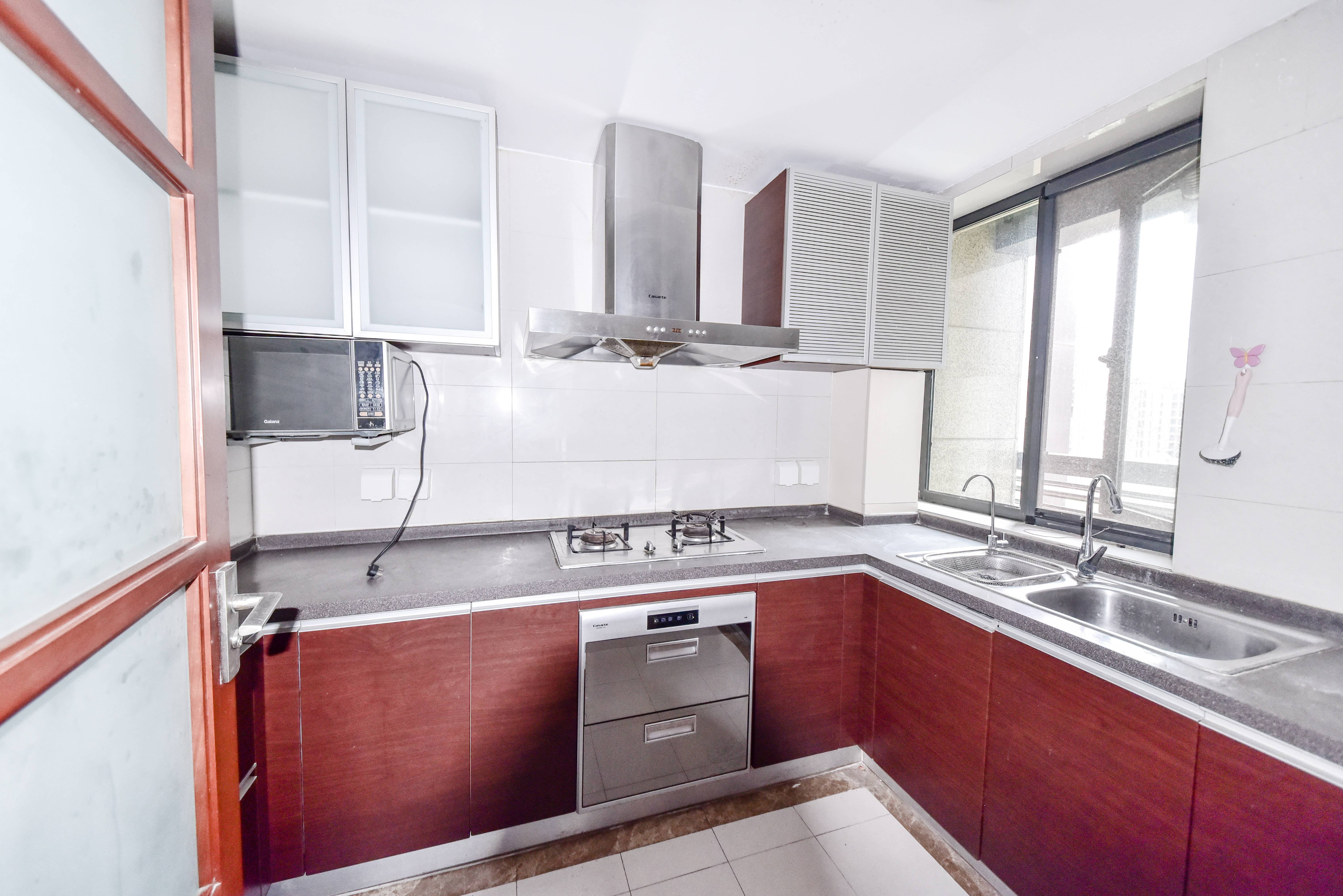 海尔绿城全运村百合园