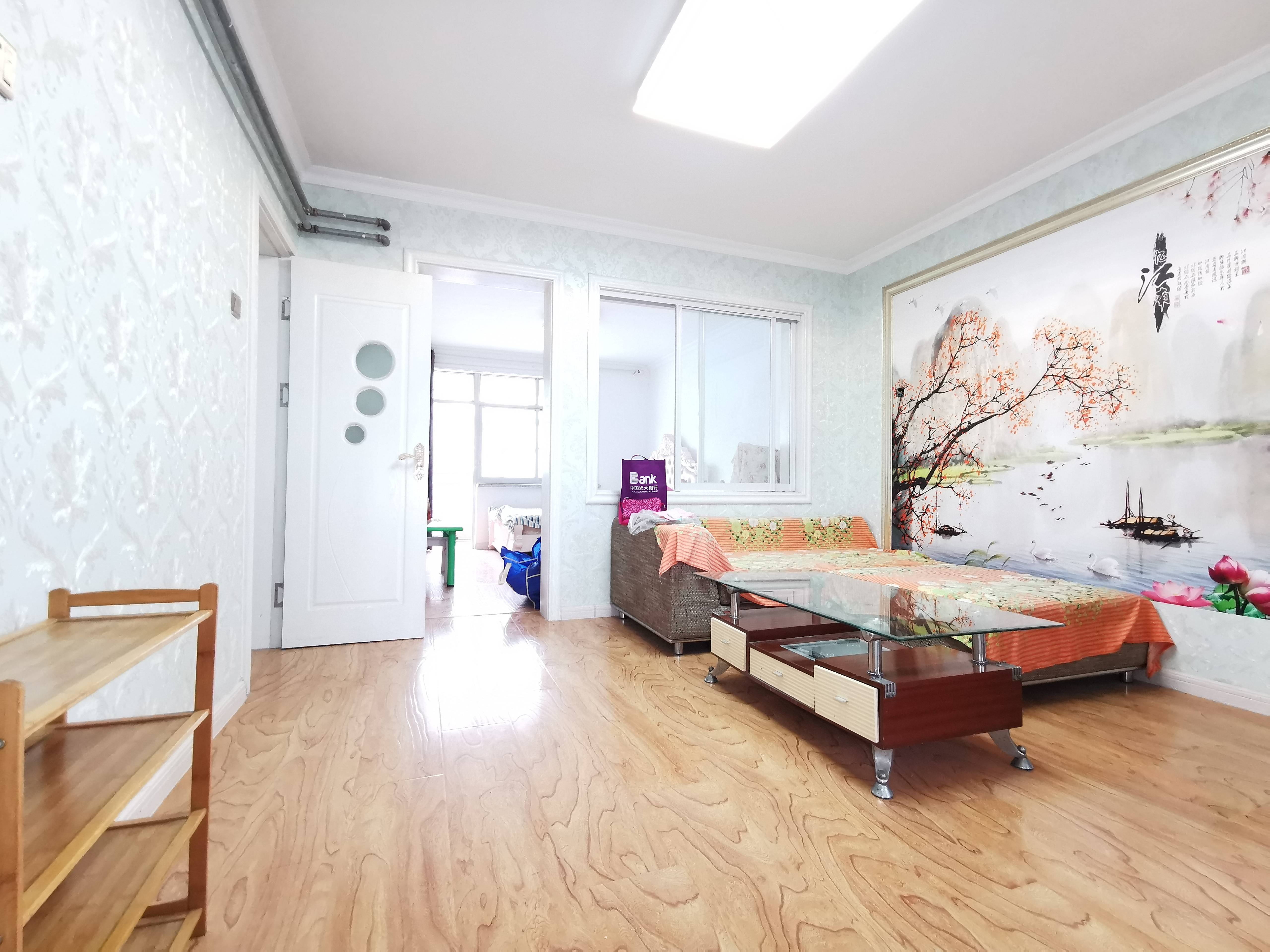  燕子山小区东路,南,2室1厅,170万,精装,无电梯