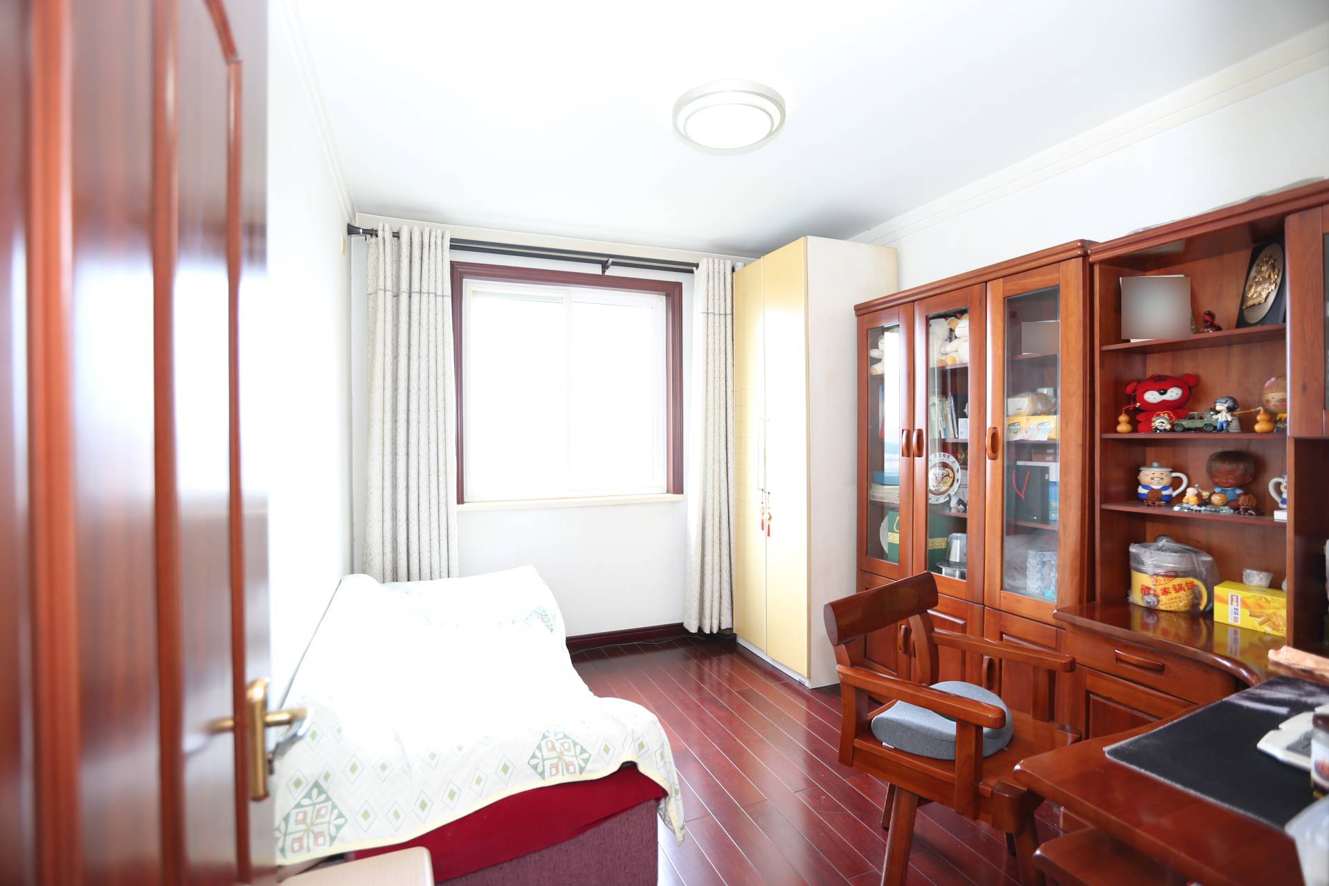 华夏金色阳光花园