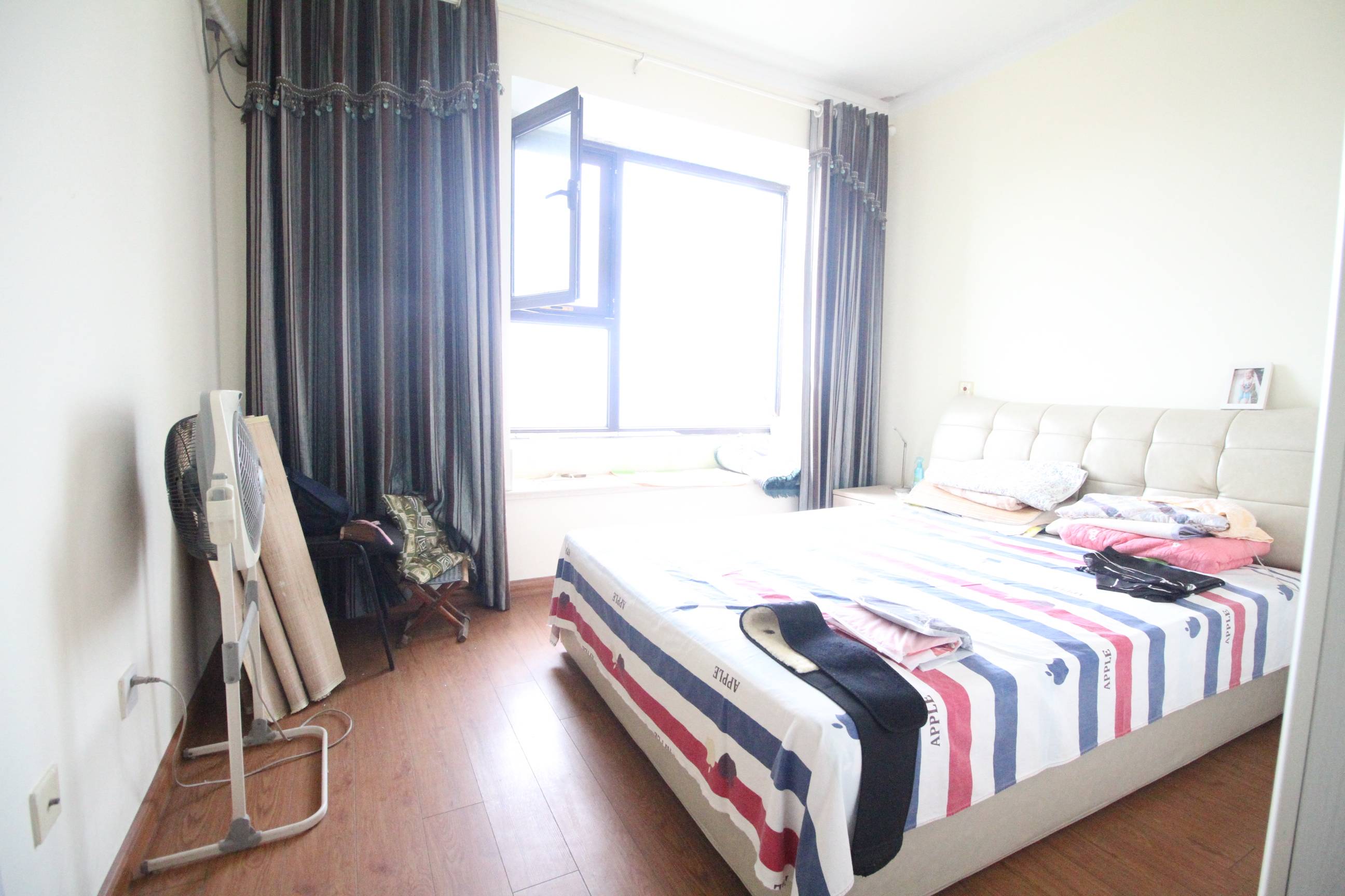 海尔云世界滟澜公馆花园