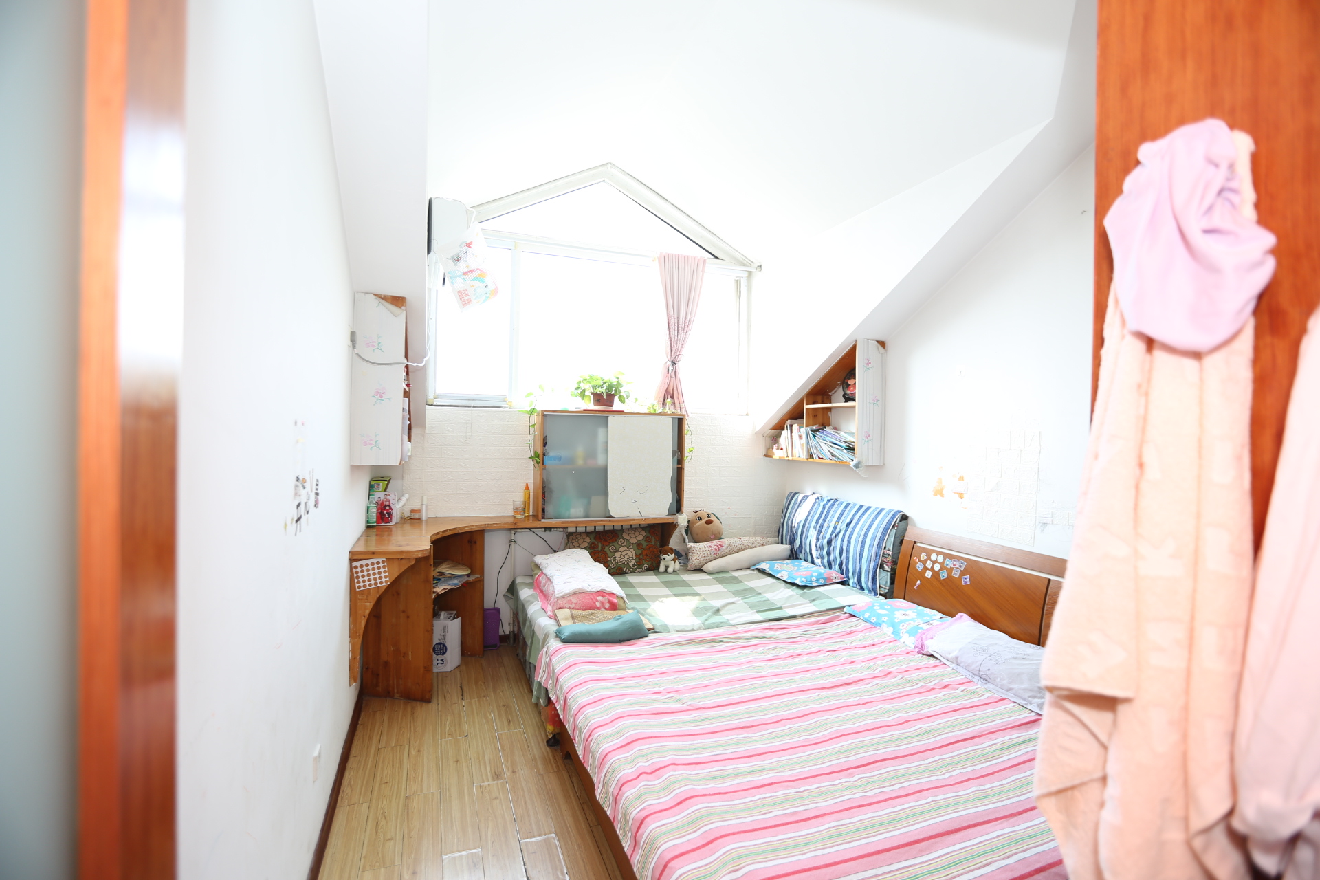 华夏金色阳光花园