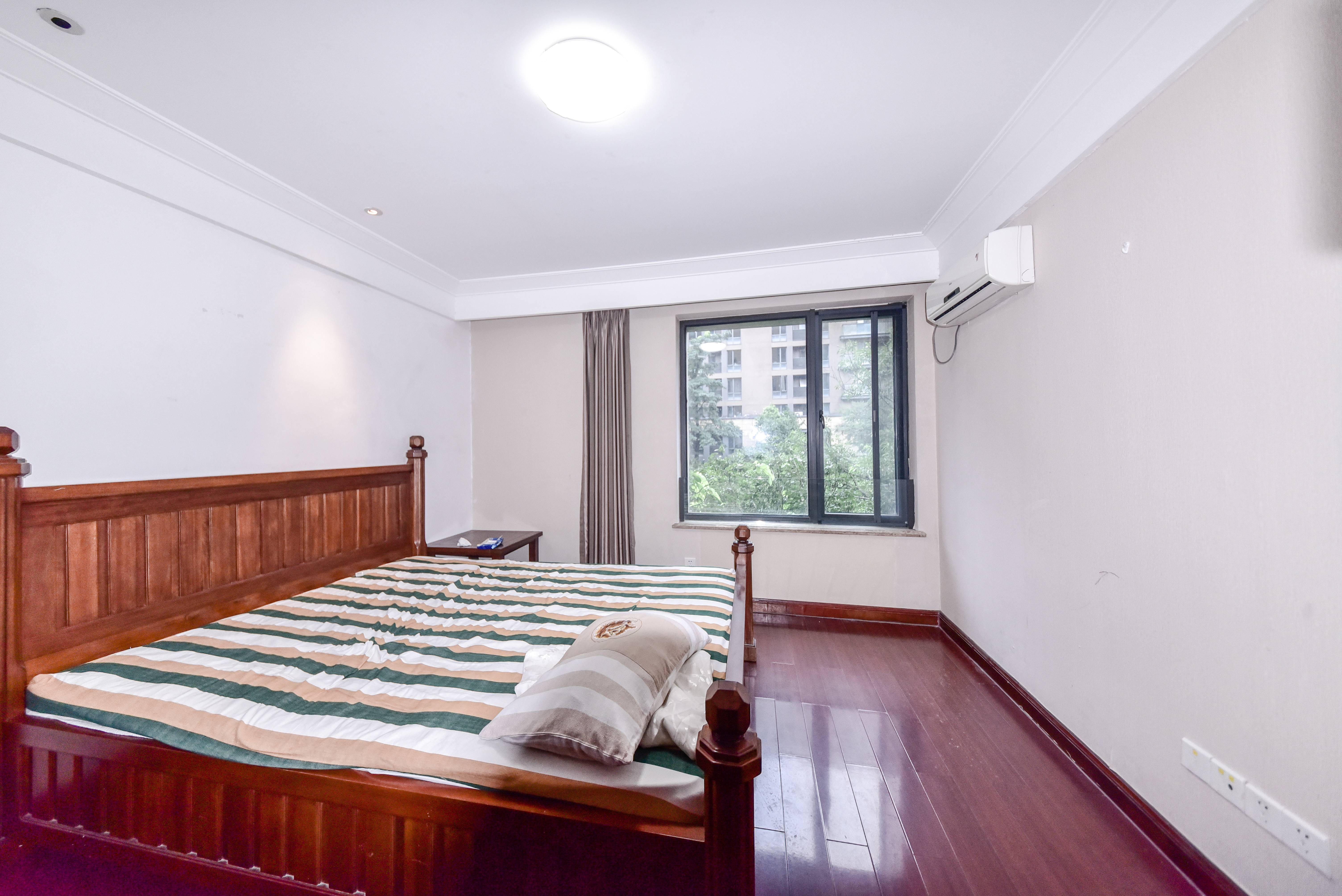 海尔绿城全运村百合园