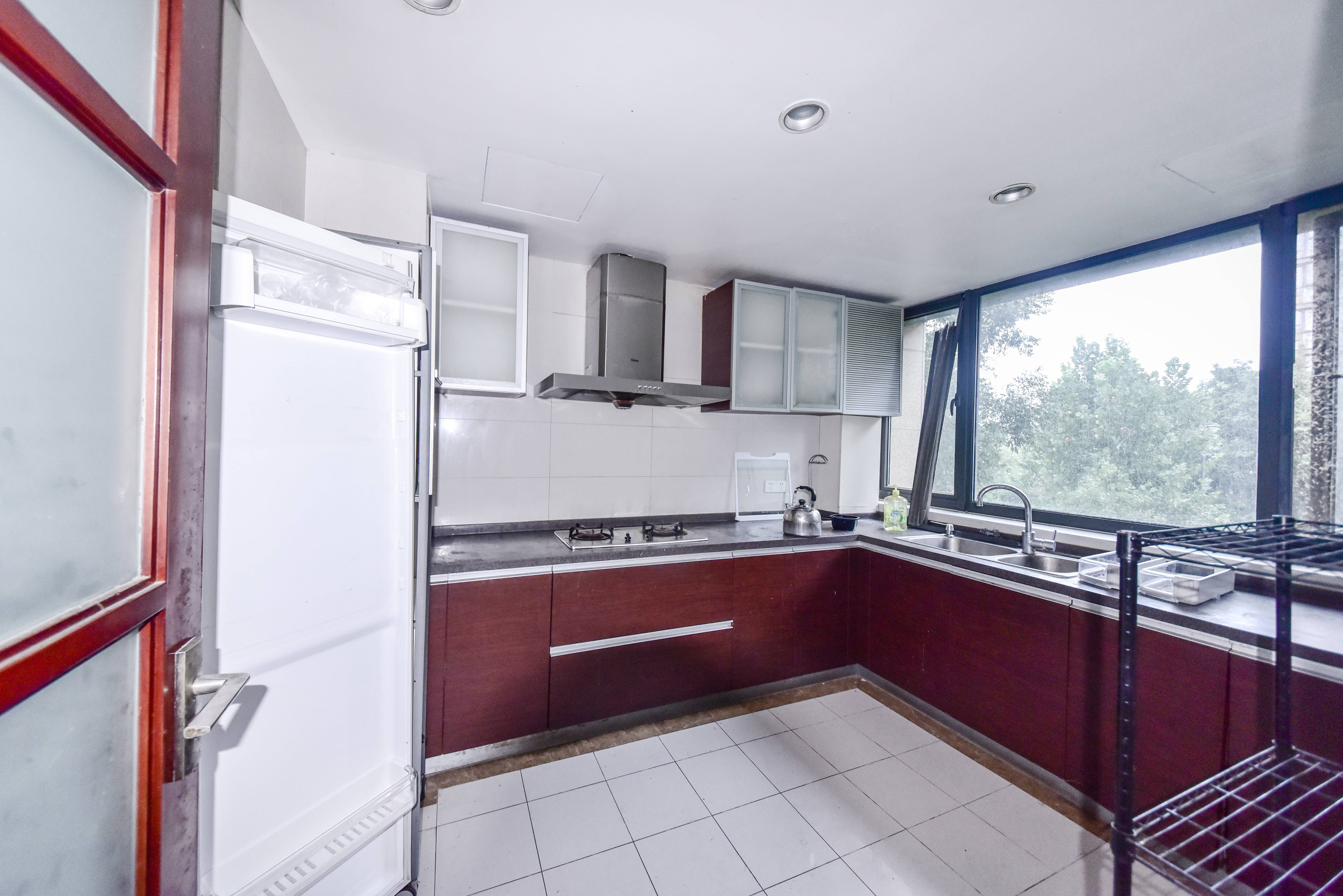 海尔绿城全运村百合园