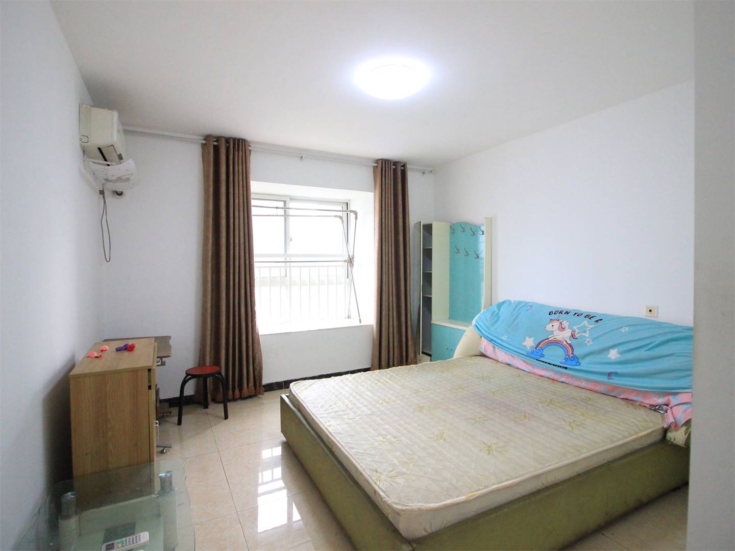 绿地新里梵尔赛公馆