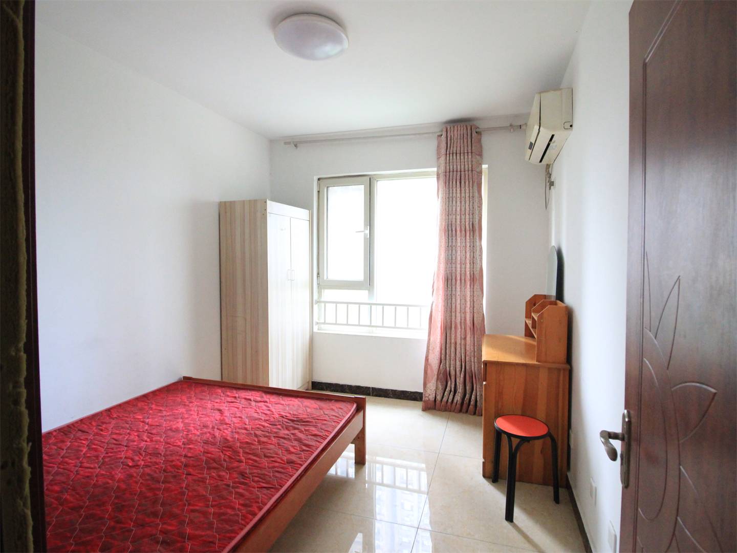 绿地新里梵尔赛公馆