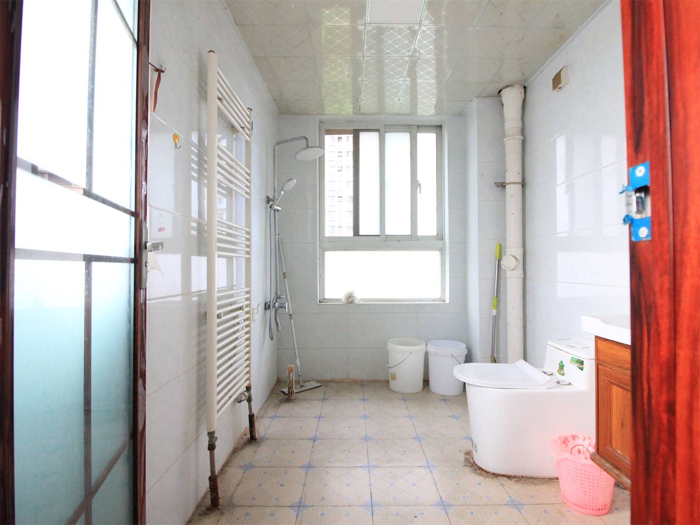 绿地新里梵尔赛公馆