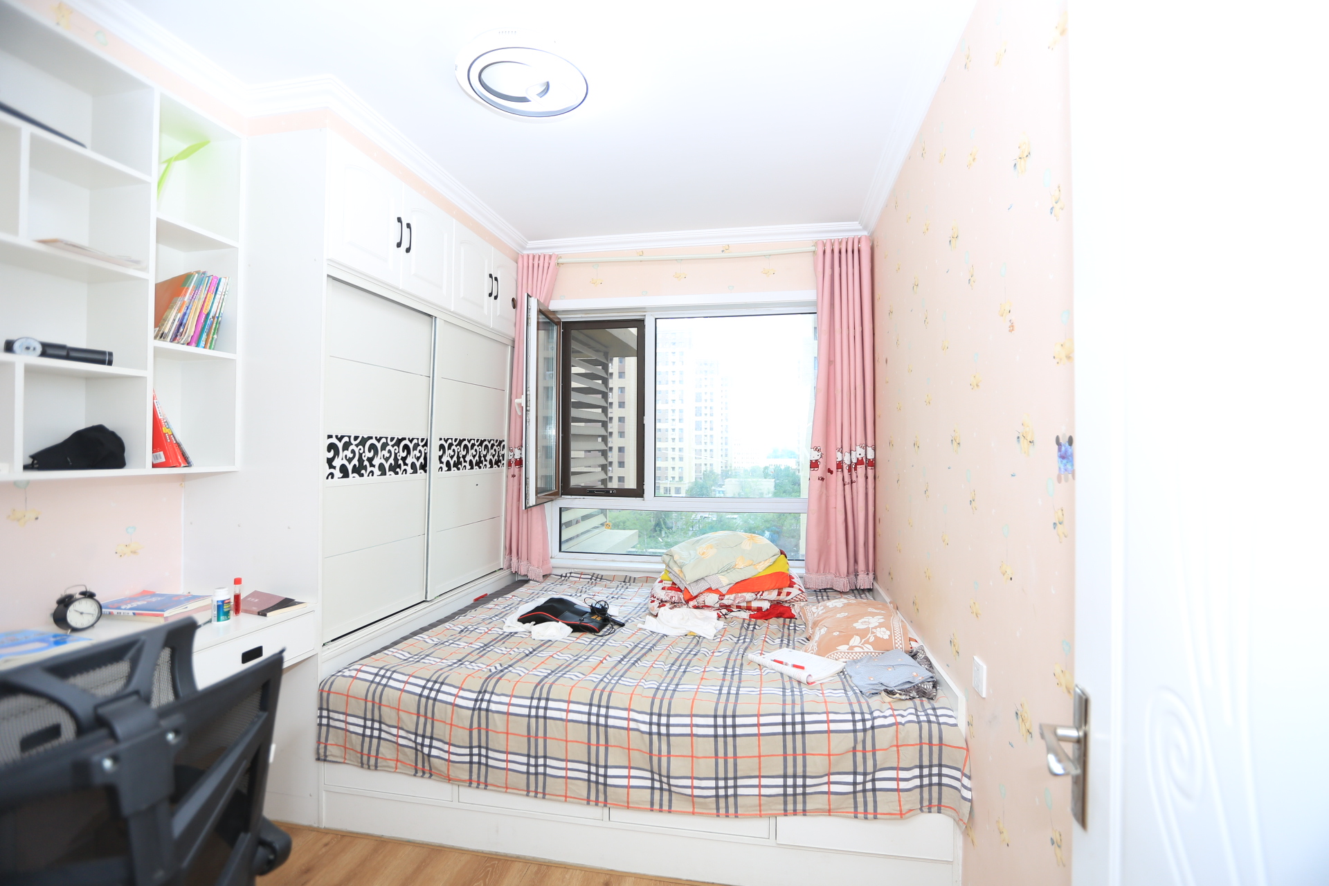 绿地新里香榭丽公馆