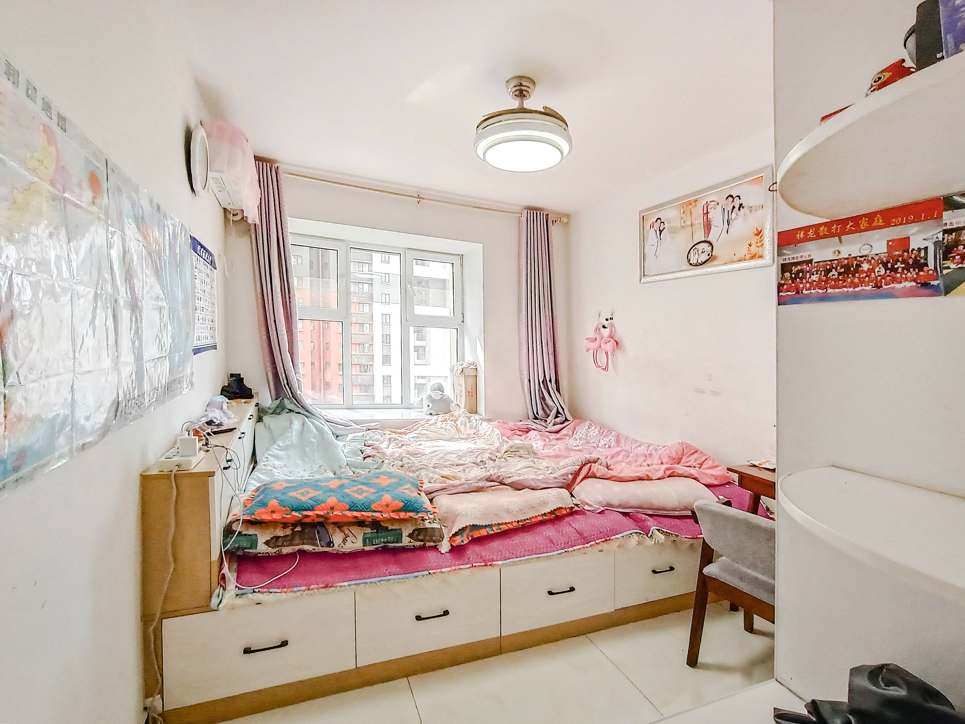 天鸿万象新天云公馆