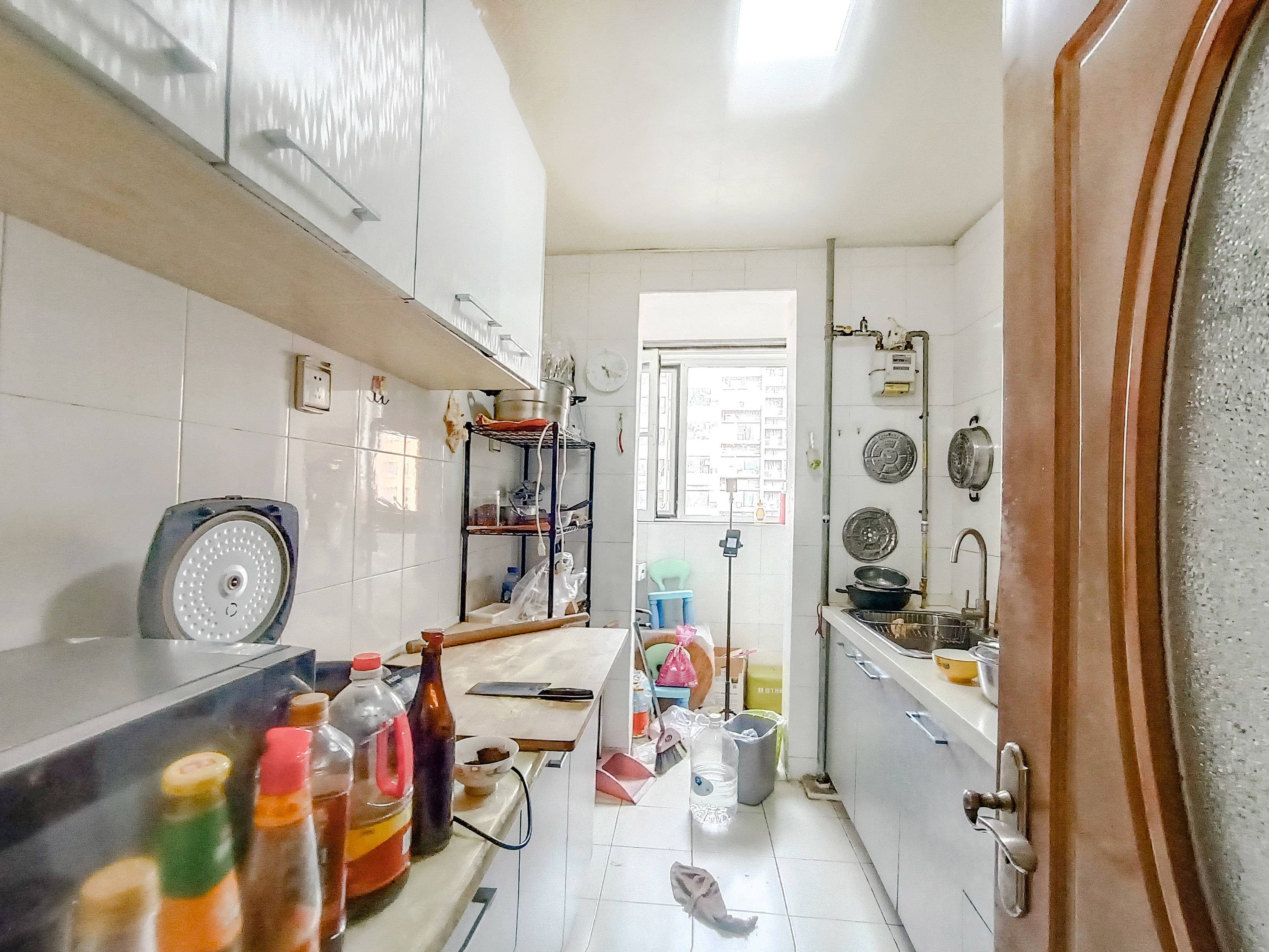 天鸿万象新天四区