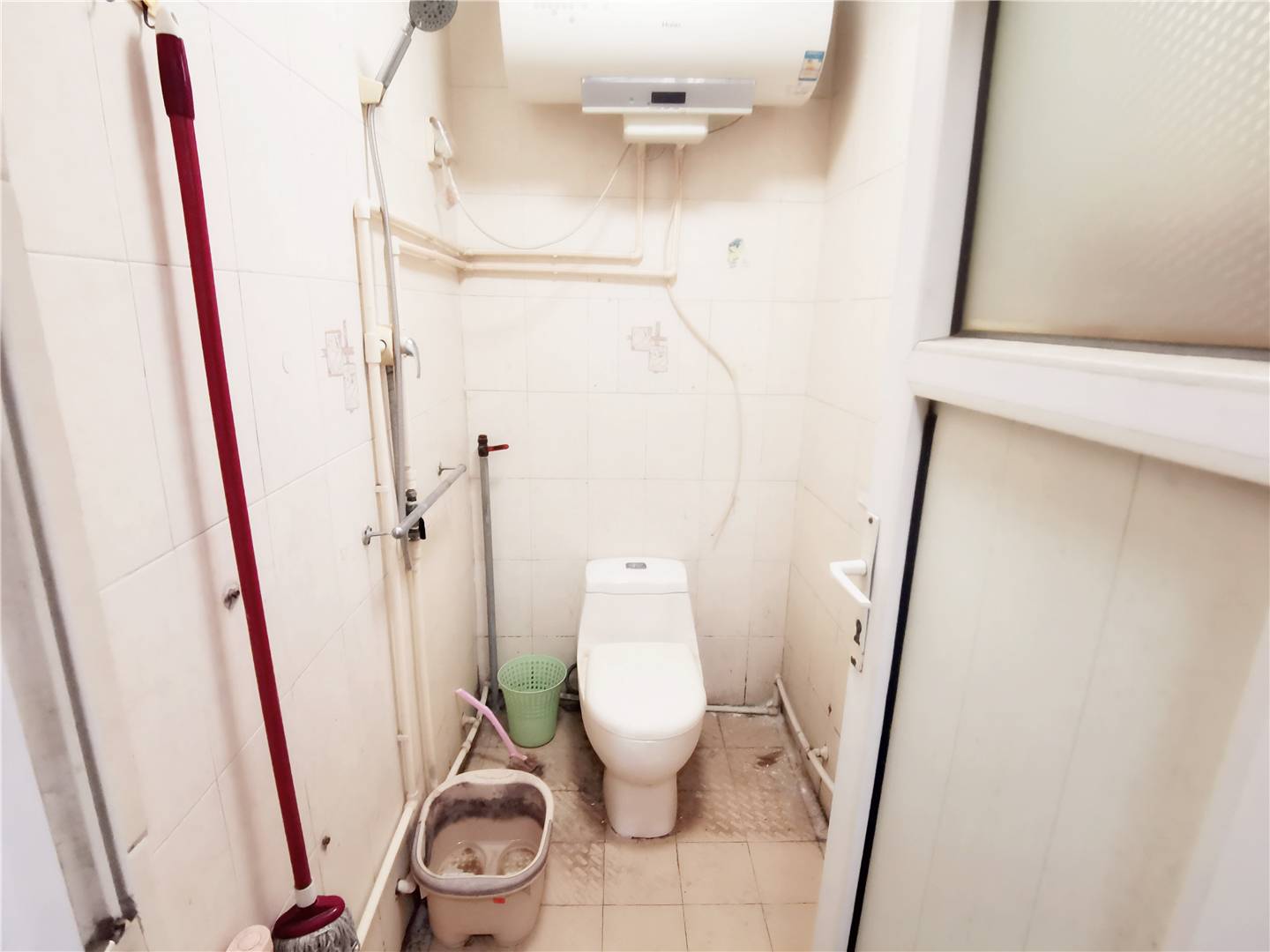 六里山南路18-2号