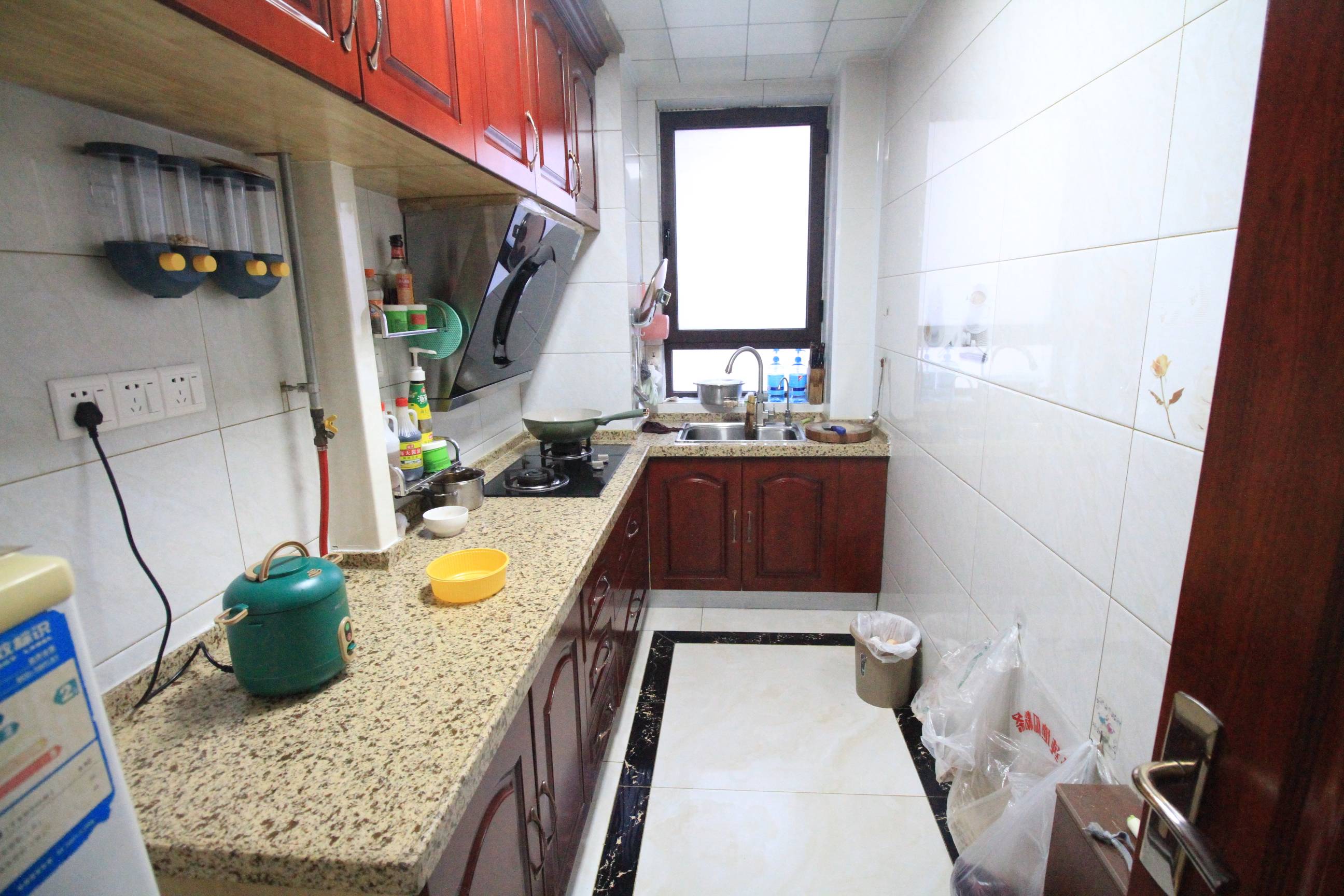 海尔云世界滟澜公馆花园