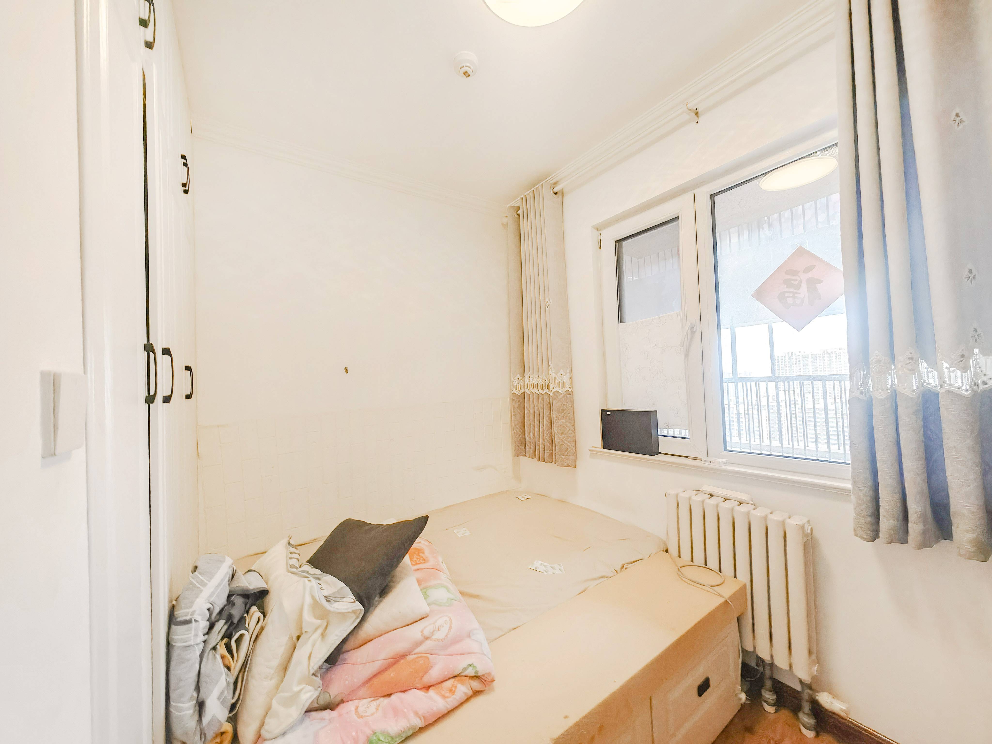 天鸿万象新天万卷府