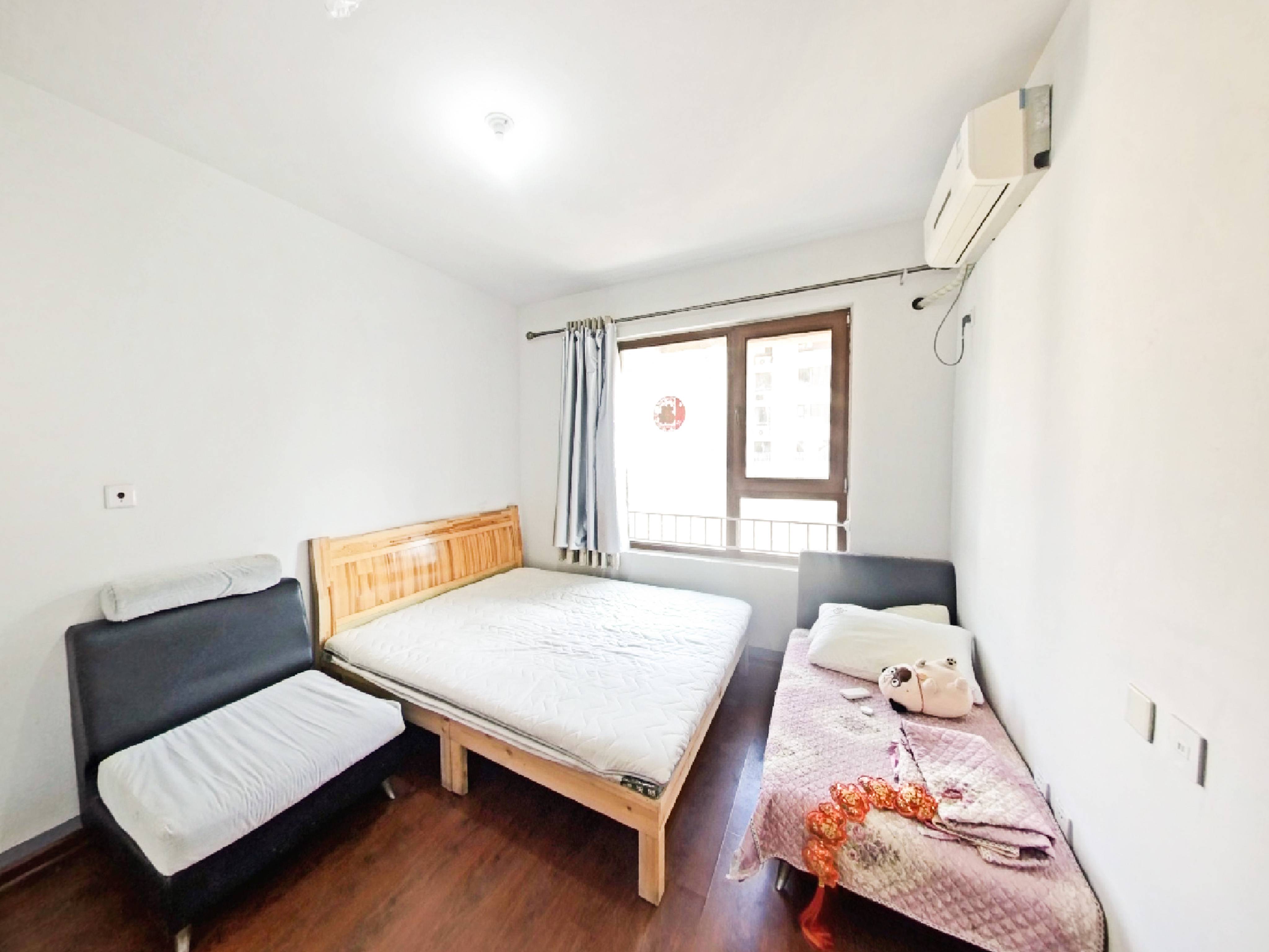 天鸿万象新天公园大道