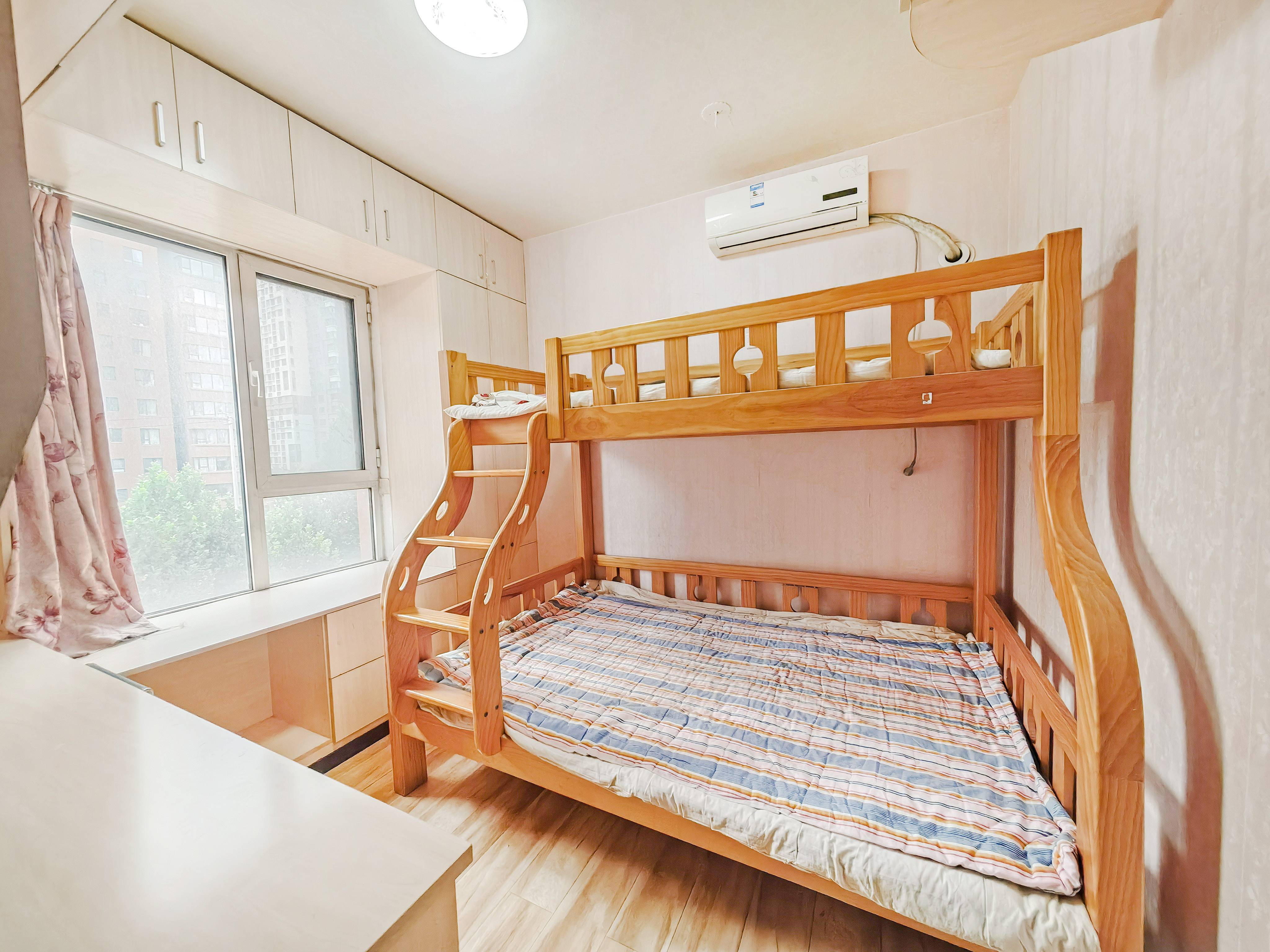 天鸿万象新天理想郡