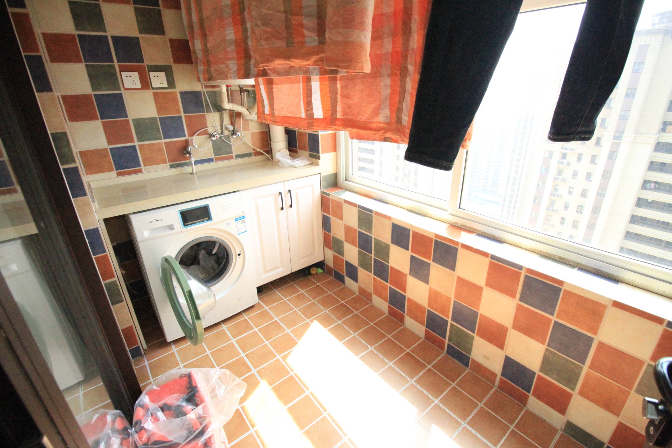 海尔云世界滟澜公馆花园