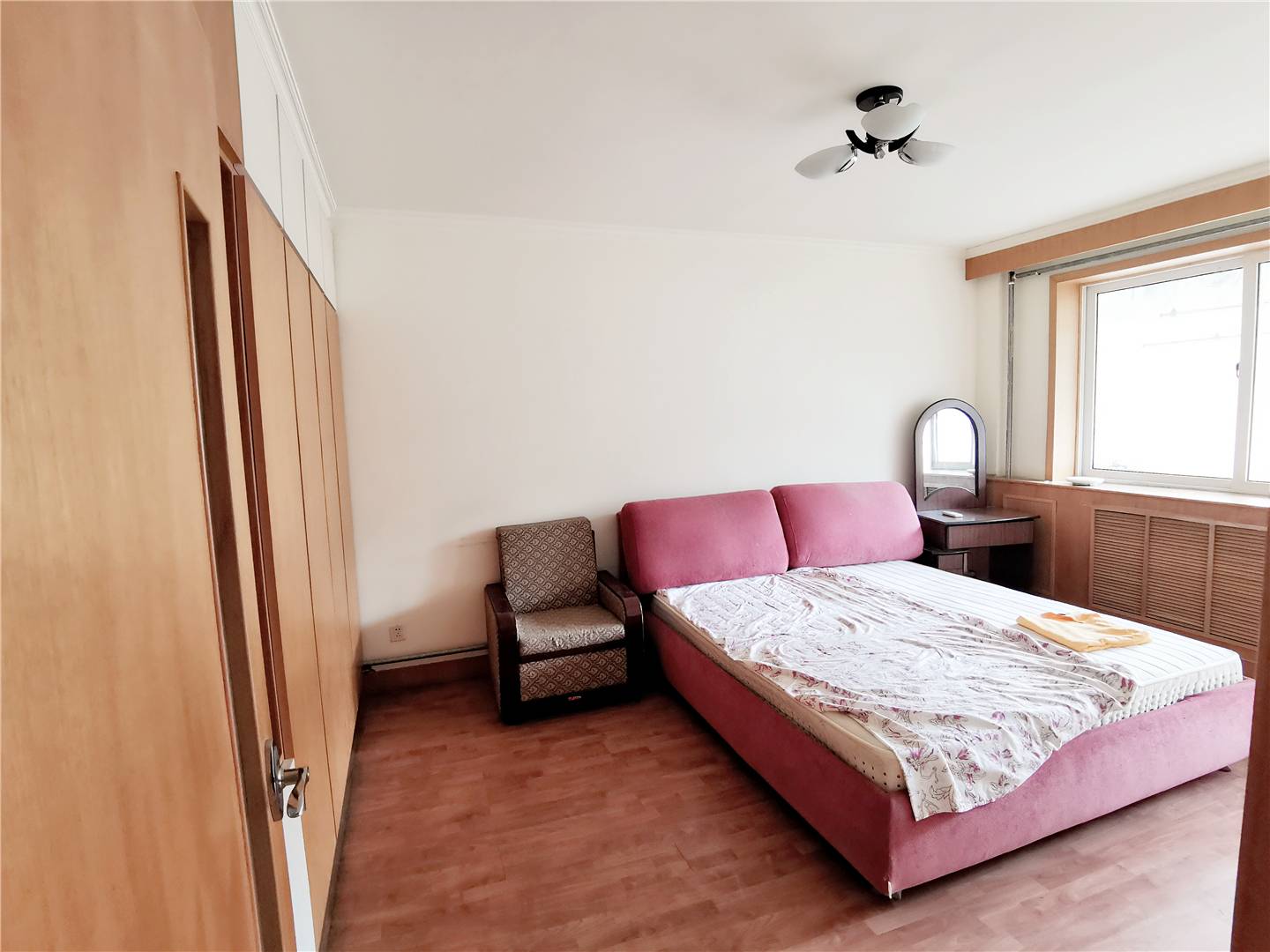 英雄山路159-1号