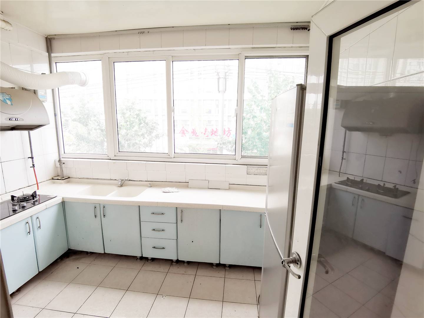 英雄山路159-1号