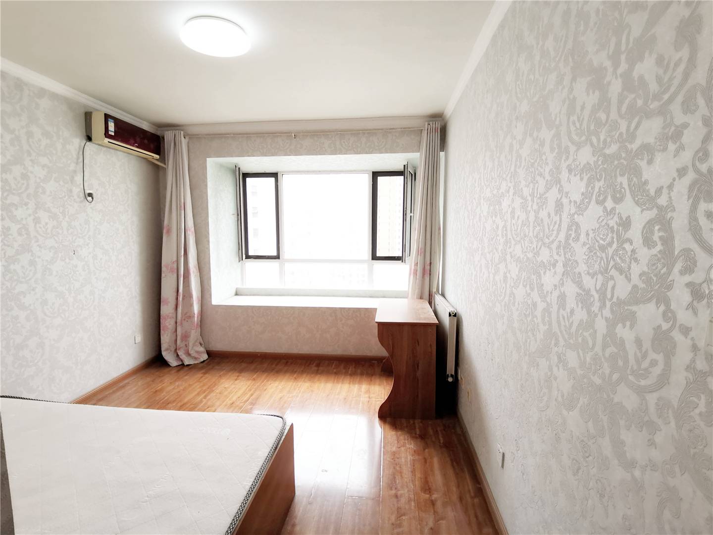 鲁能领秀城中央公园（十七、十八区）