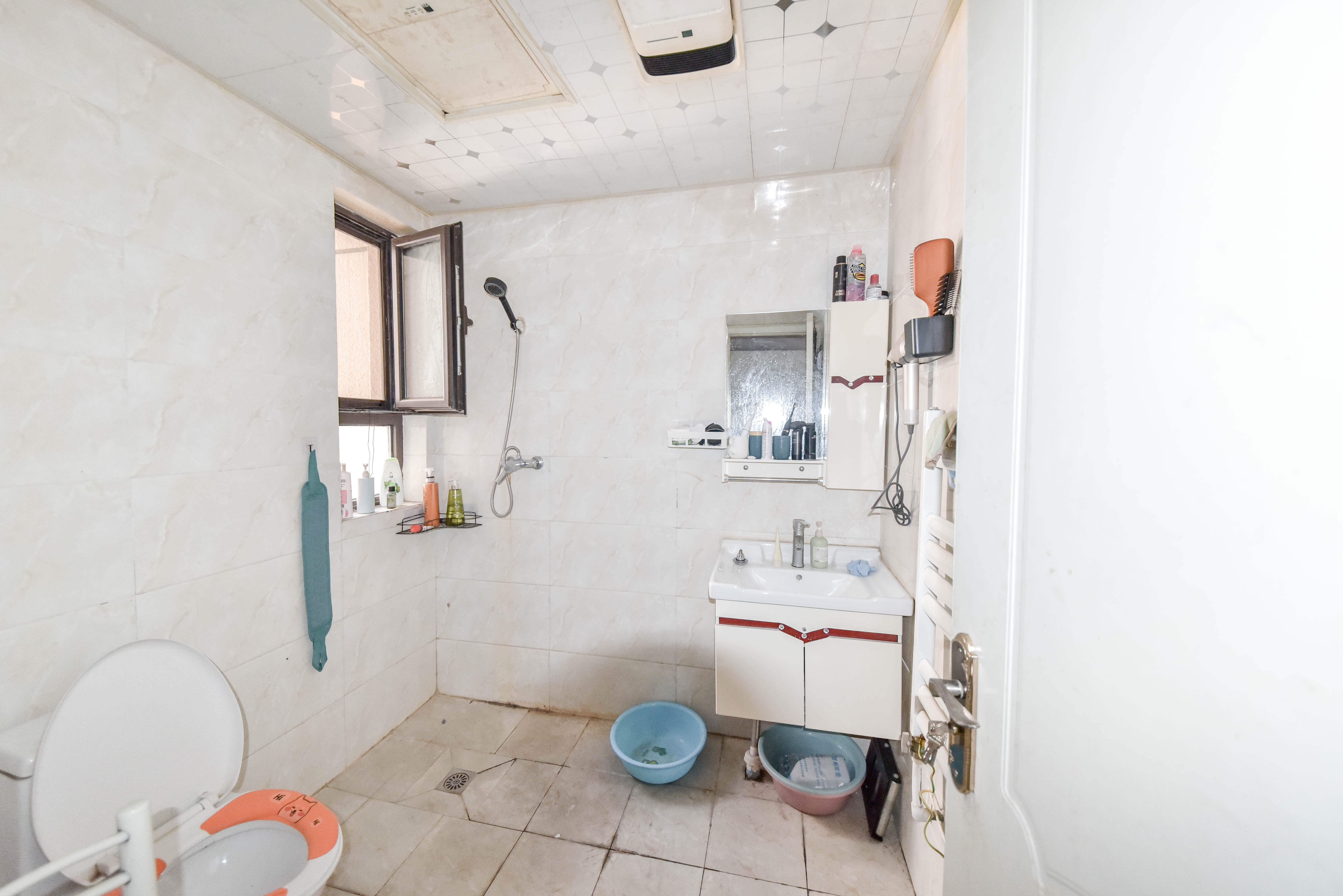 旭辉银盛泰金域蓝山