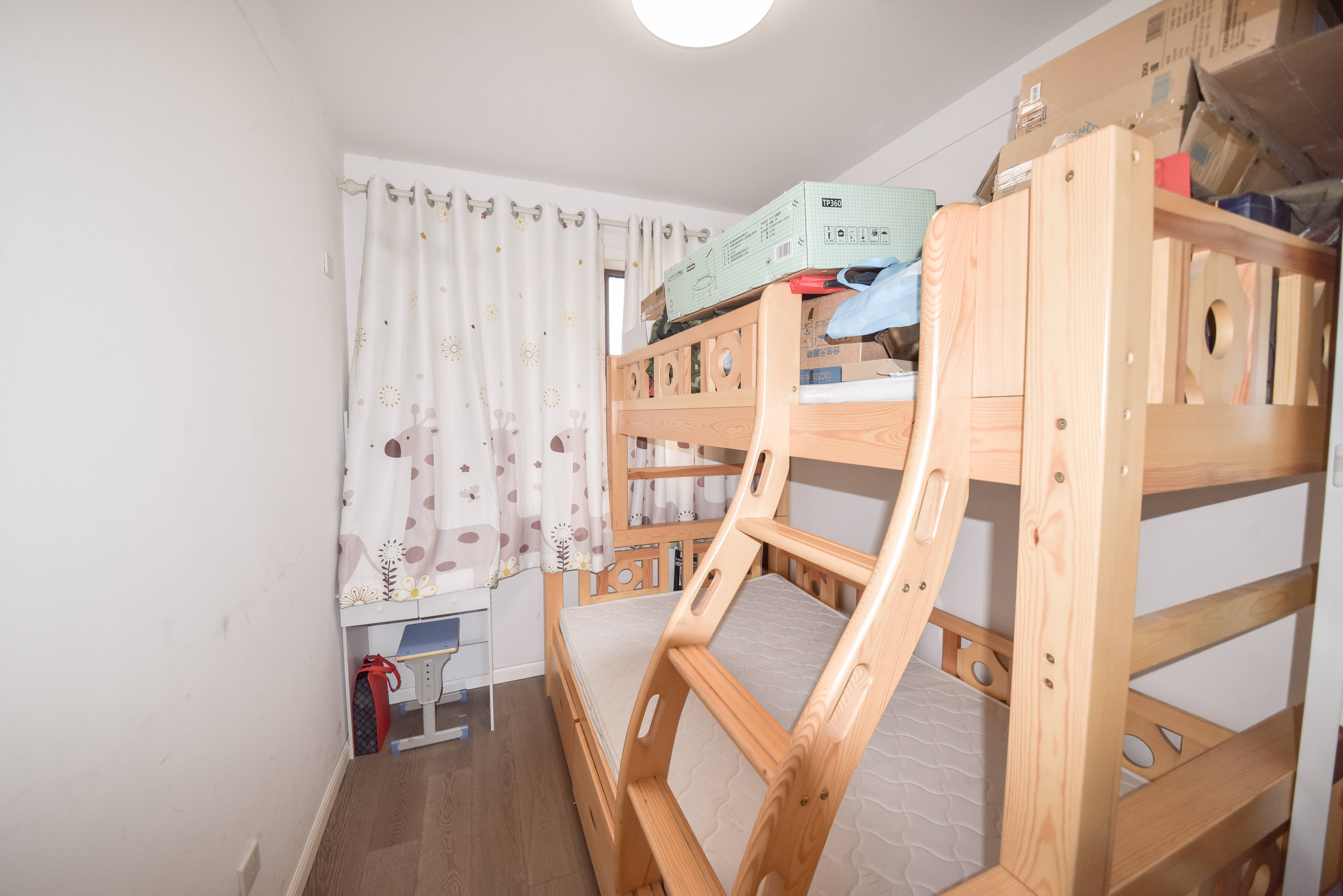 旭辉银盛泰金域蓝山