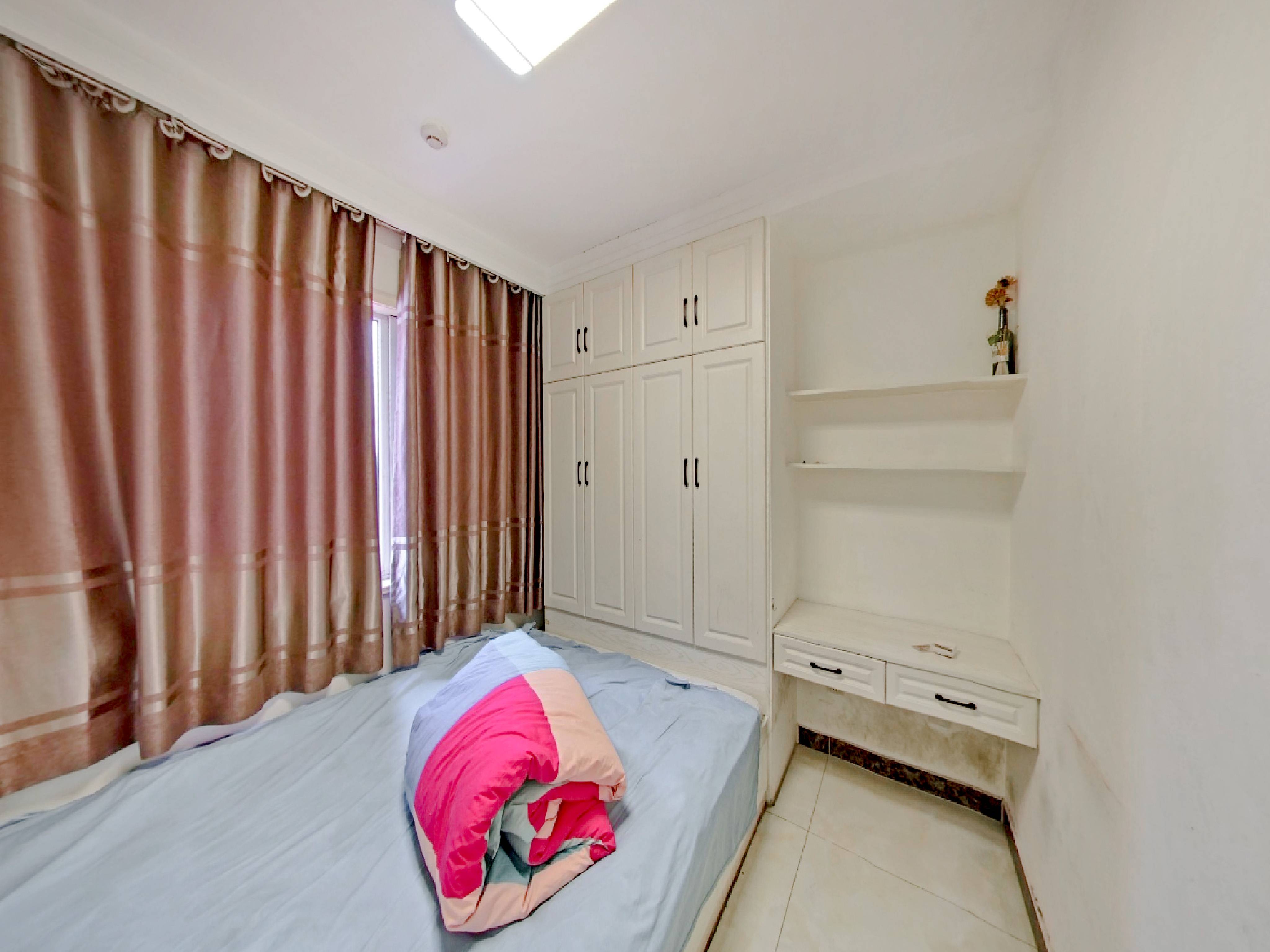 天鸿万象新天云公馆