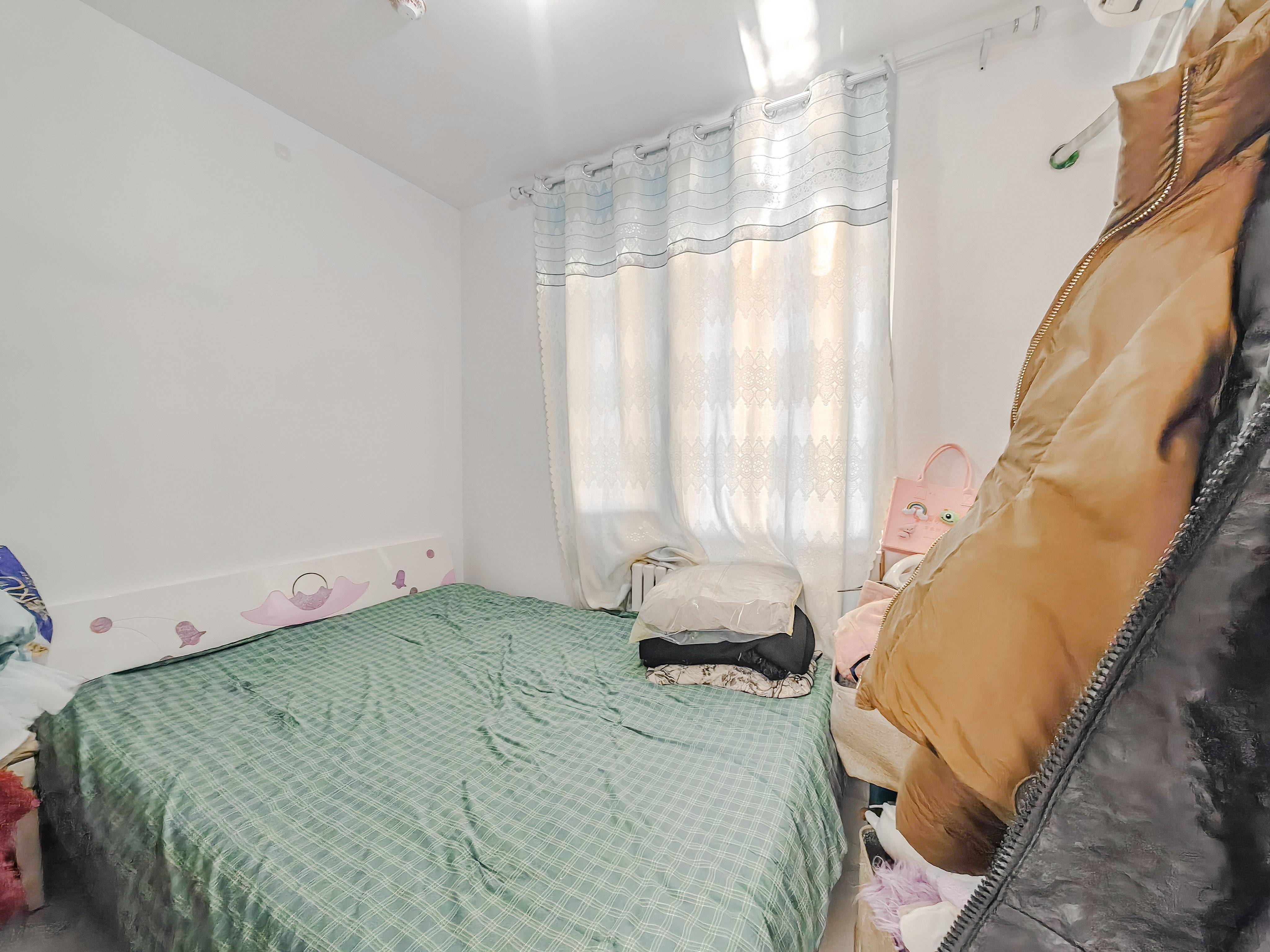 天鸿万象新天万卷府